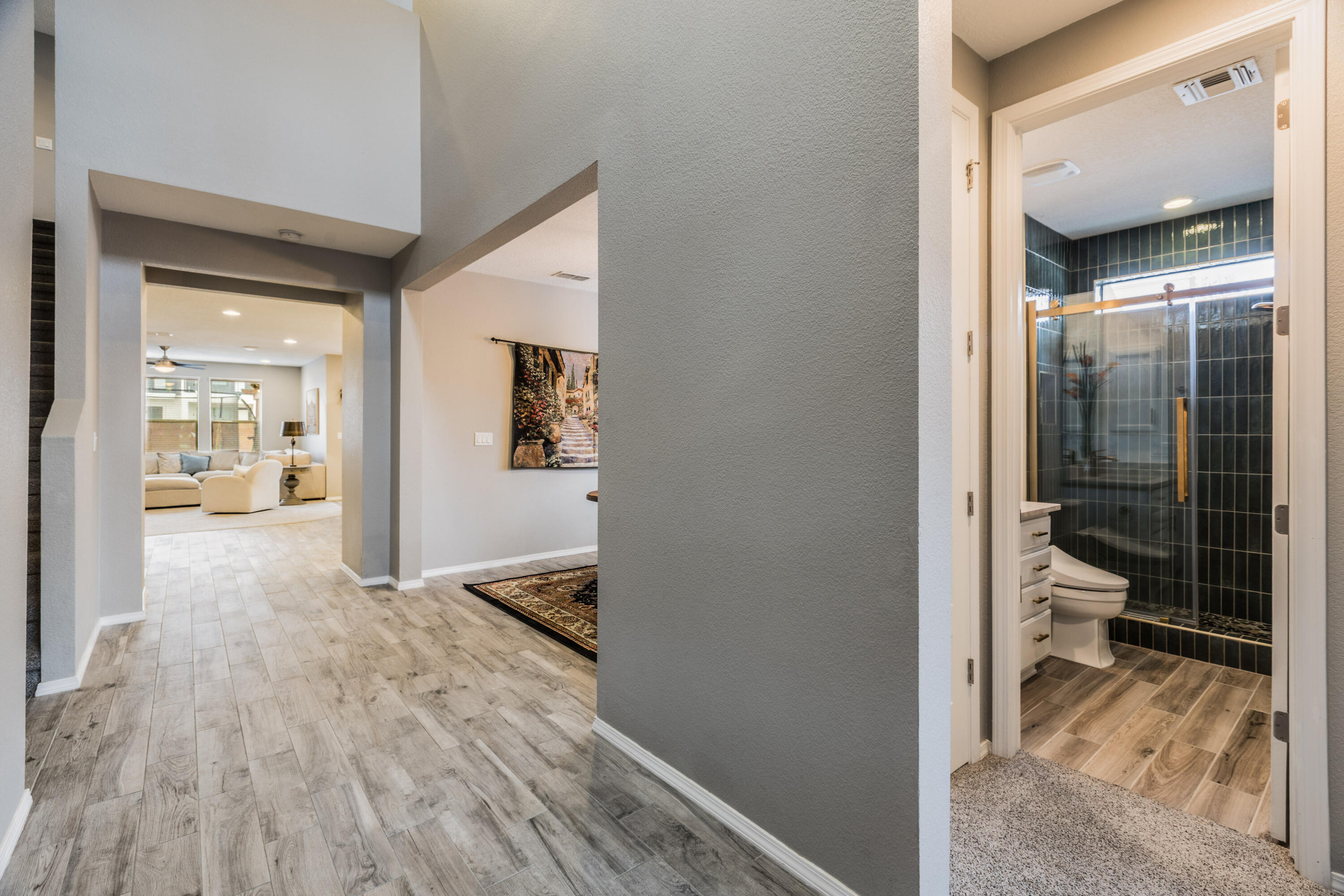 9115 Landsdowne Place NE