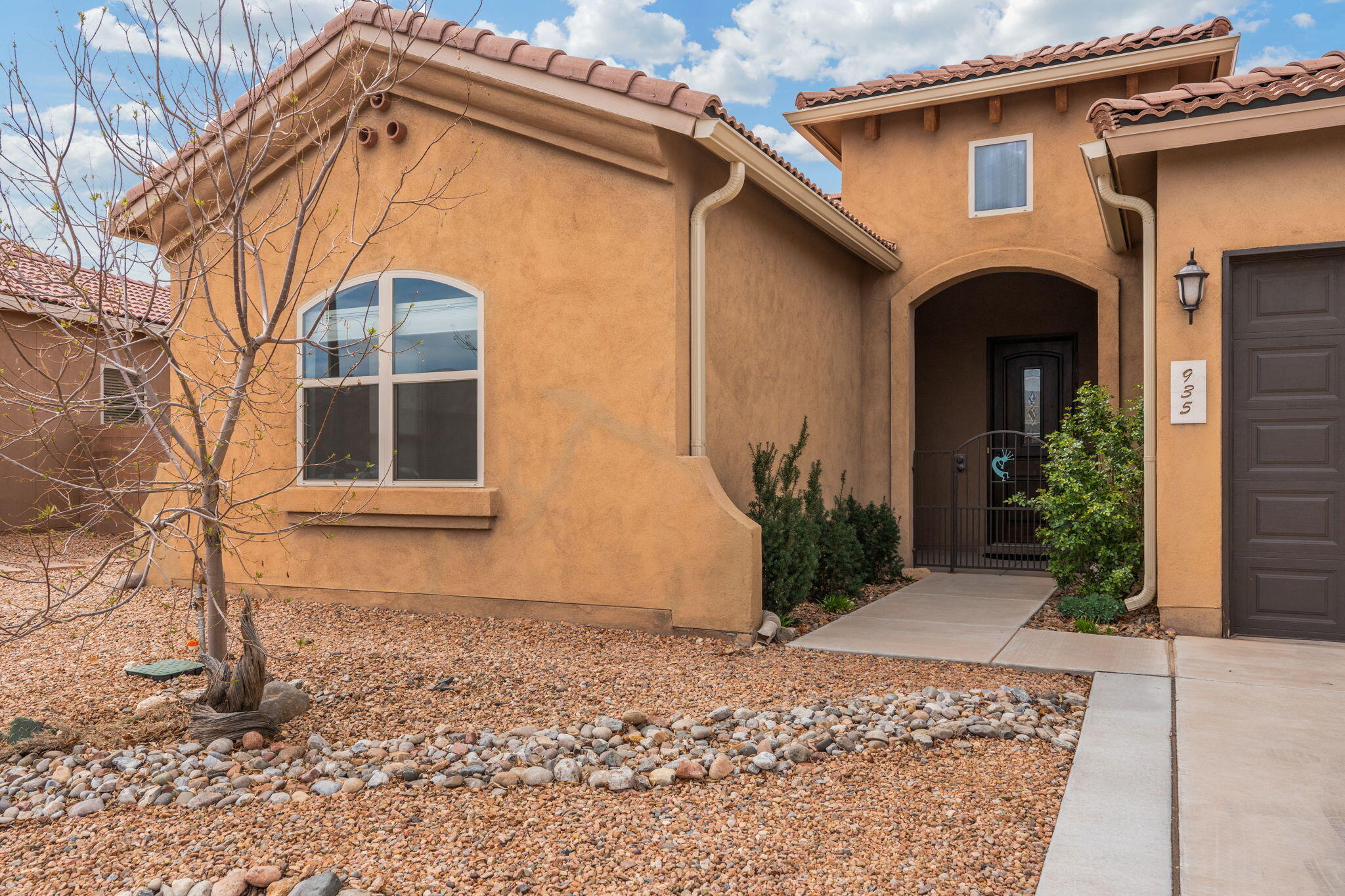 935 W Palo Alto Court