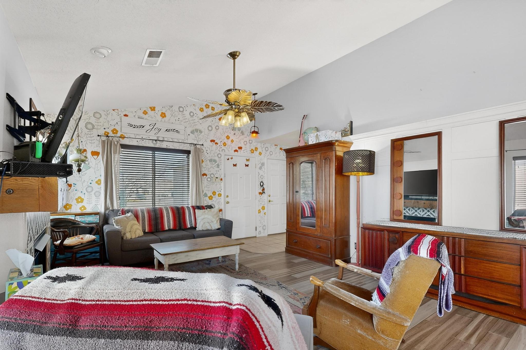 1367 Penasco Road NE