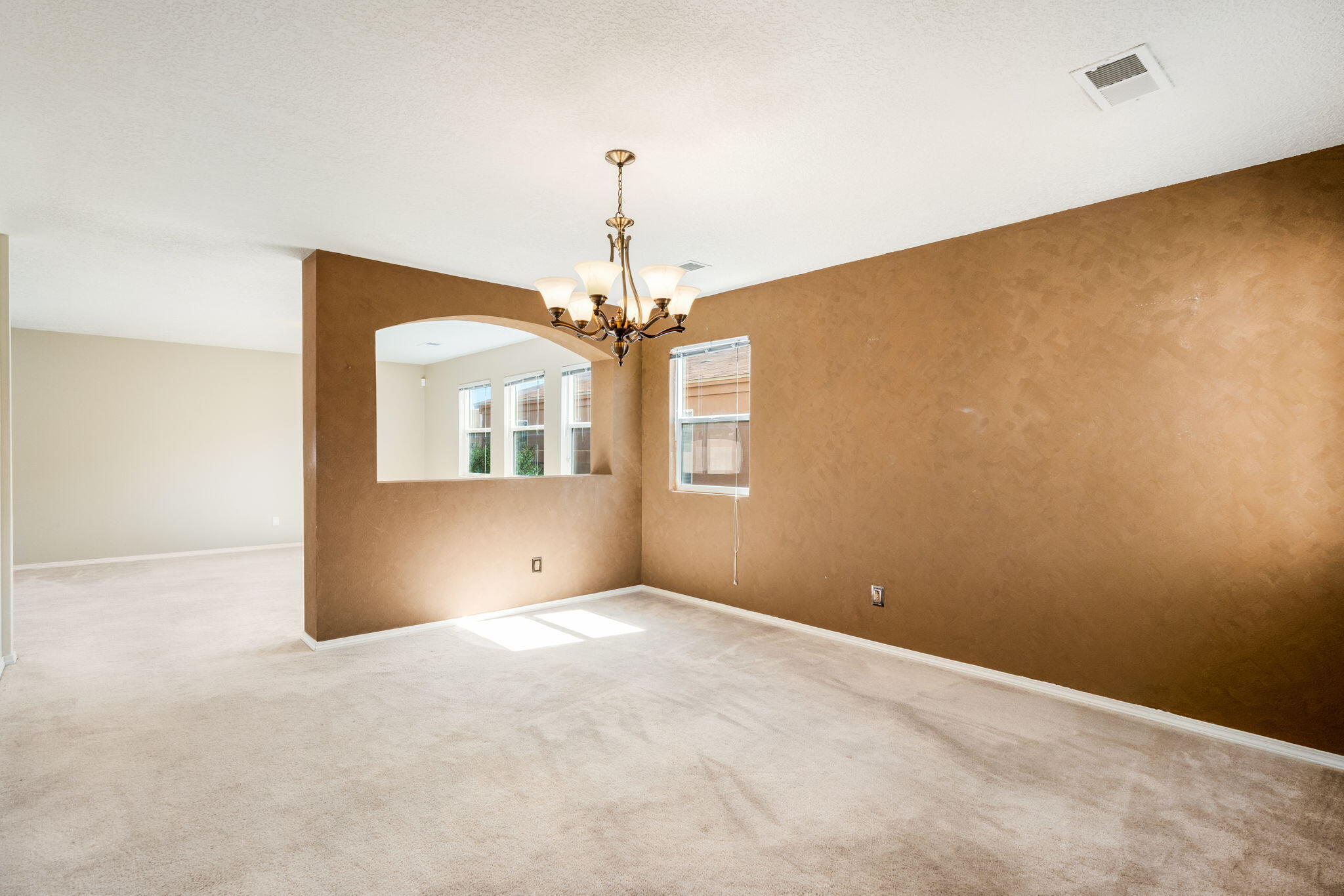 1813 Sierra Norte Loop NE