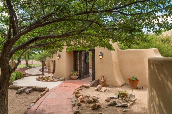 18 RIVENDELL LN, LOS LUNAS, NM 87031 - Image e61ad7ea43a295a8e11e769da0b61155/2907905767