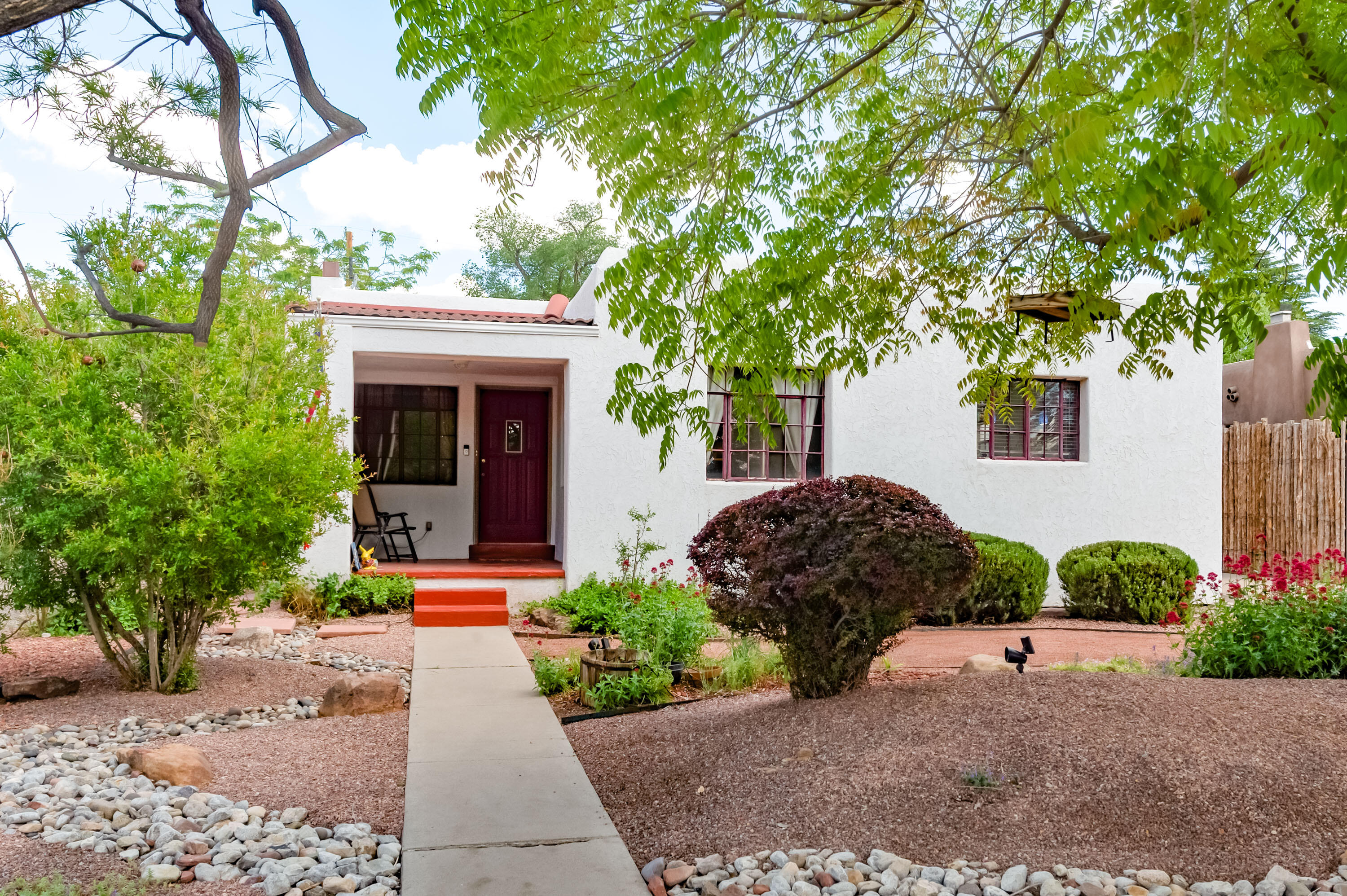 410 Amherst Drive, Albuquerque, New Mexico image 2