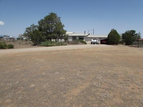 Photo of 109 Church Road, Edgewood, NM 87015 (MLS # 1108948)