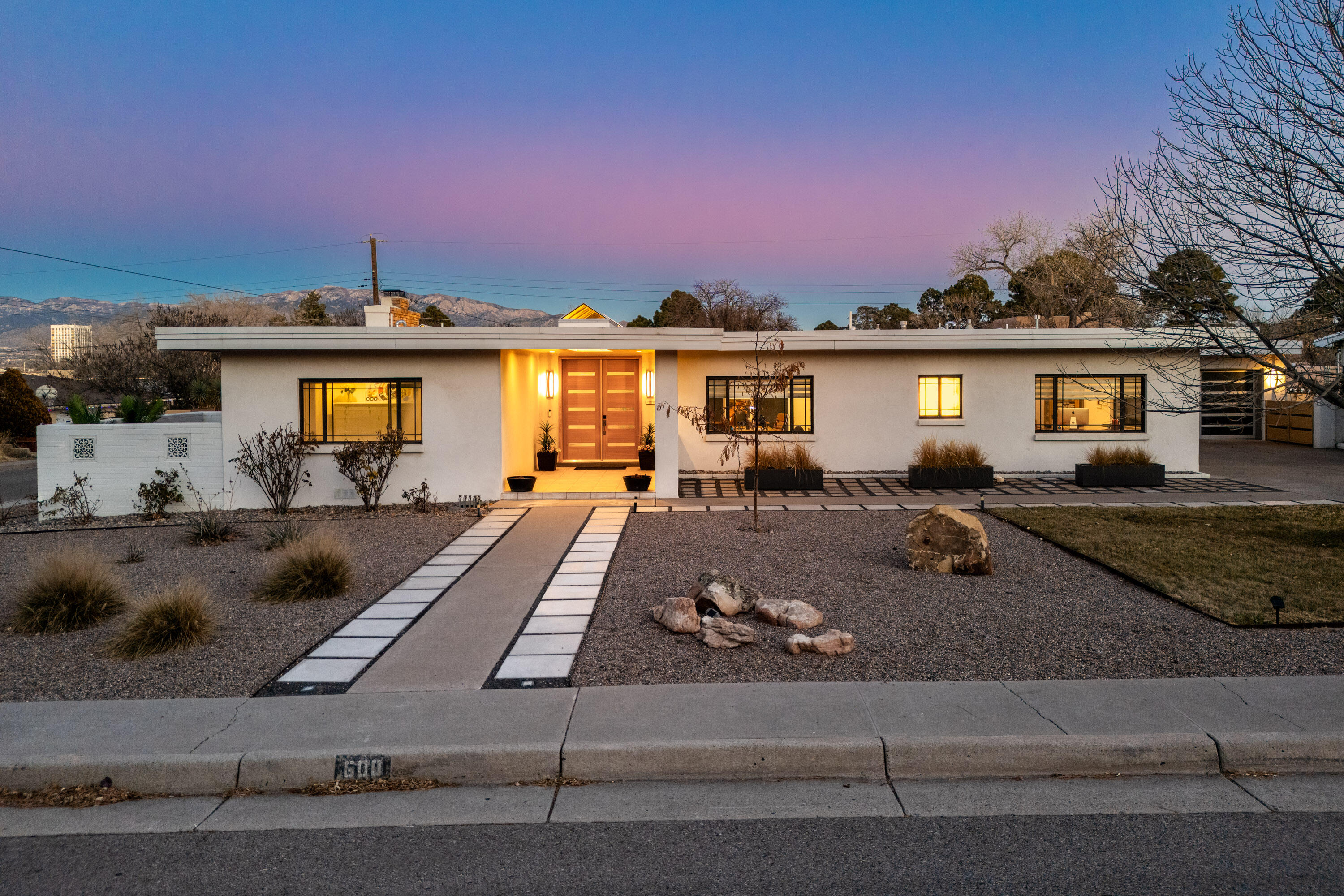 600 Montclaire Drive, Albuquerque, New Mexico image 2