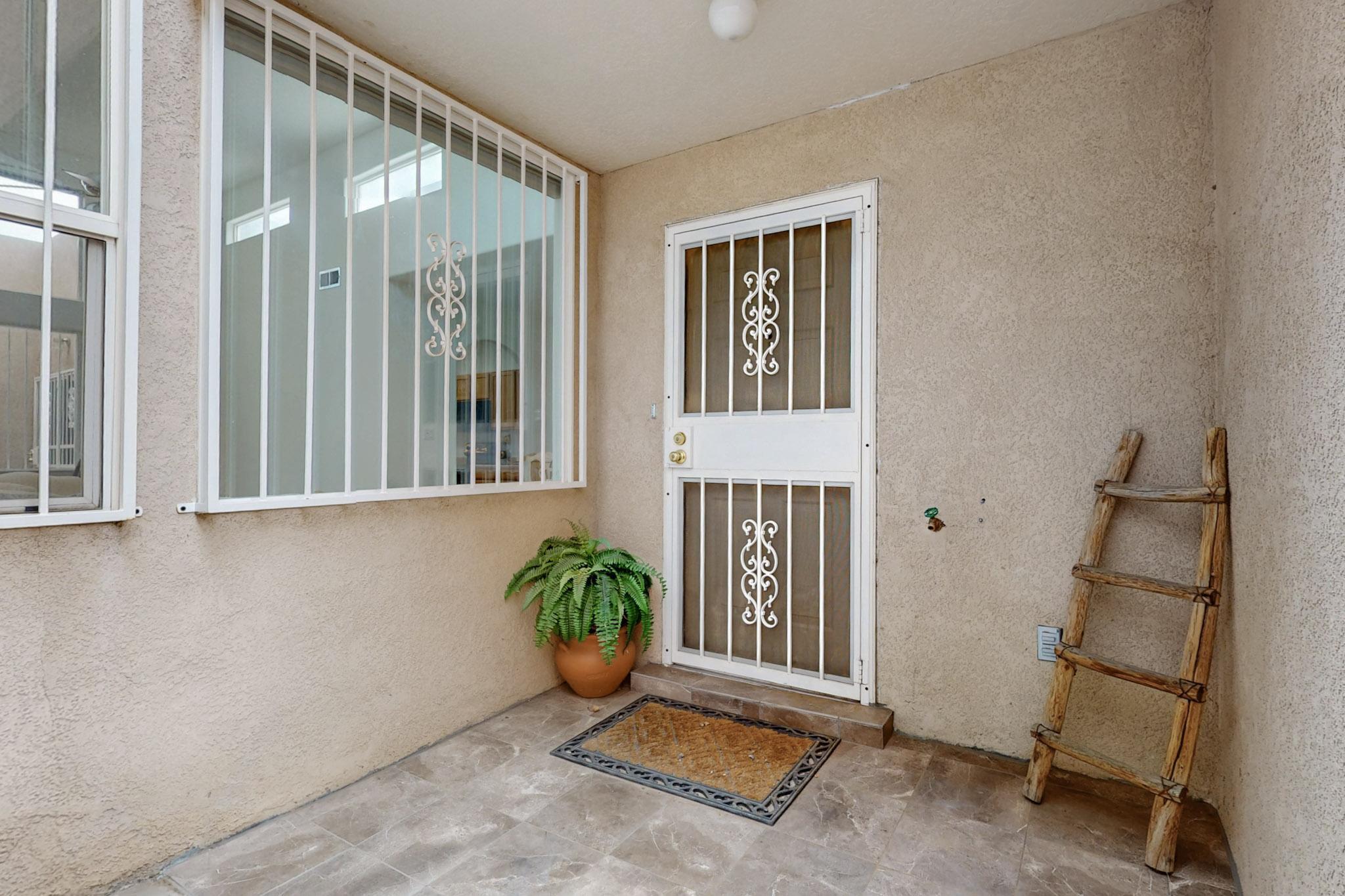 9708 Lagrima De Oro Road, Albuquerque, New Mexico image 3