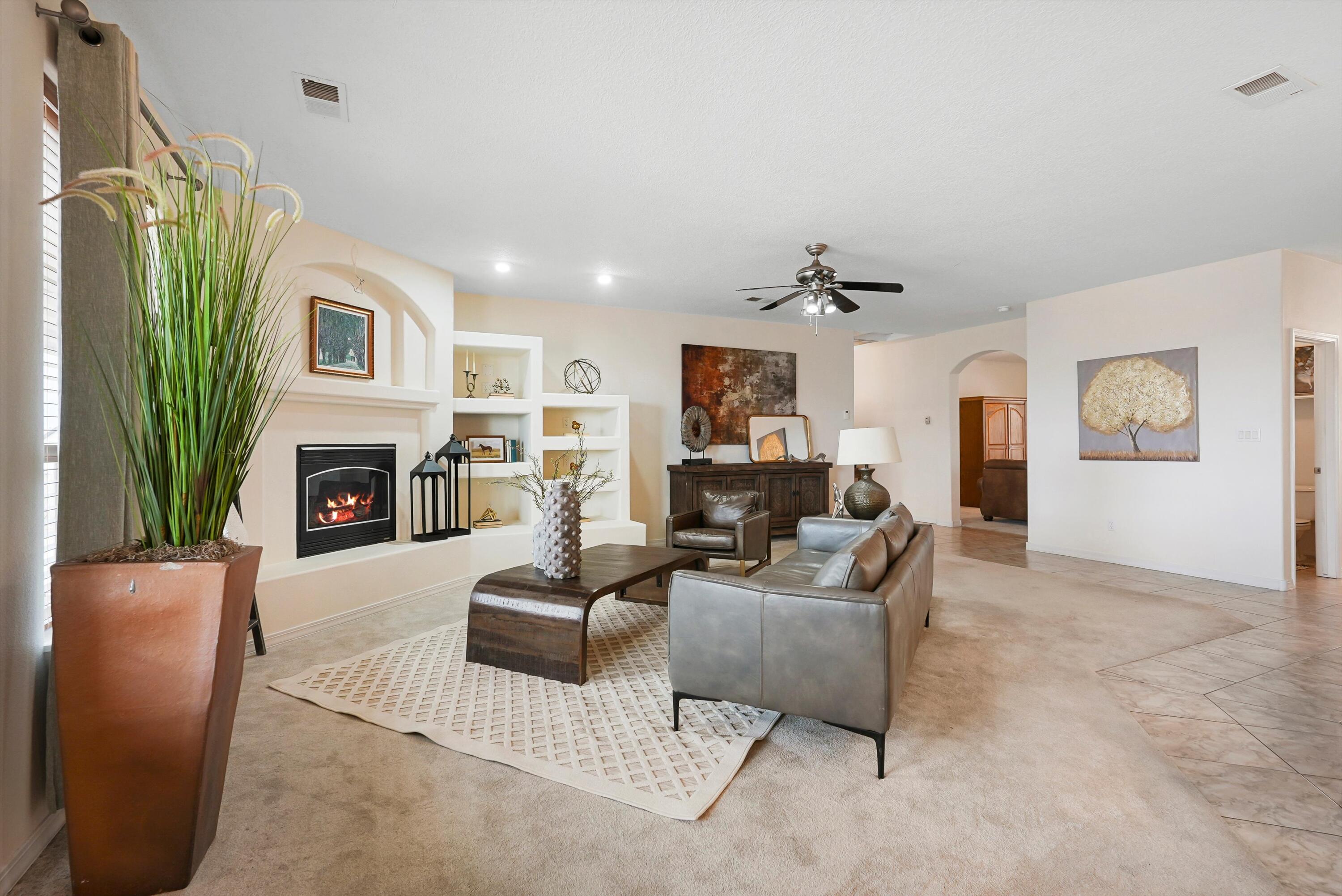 1810 Eucalyptus Road, Rio Rancho, New Mexico image 10