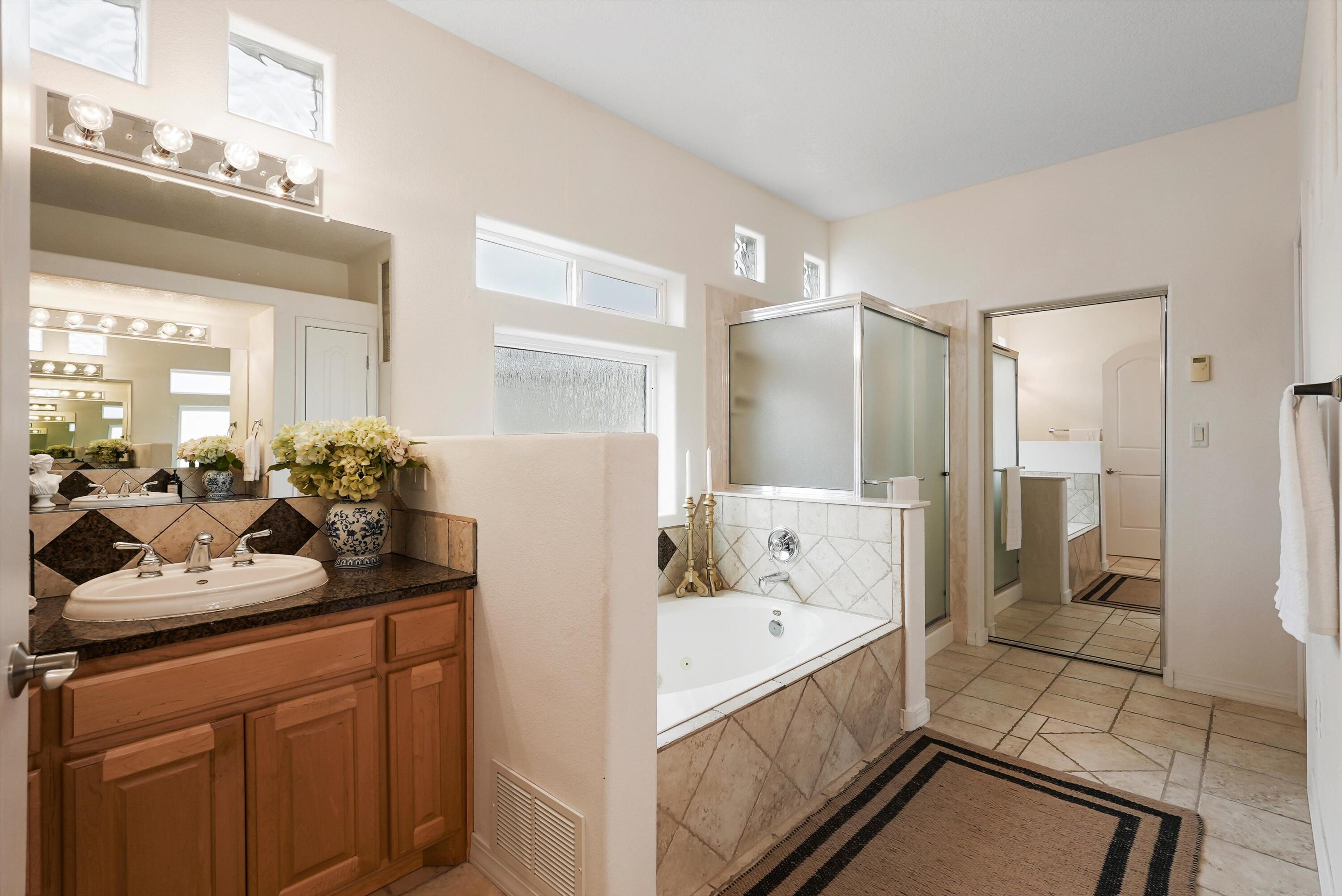 1810 Eucalyptus Road, Rio Rancho, New Mexico image 33