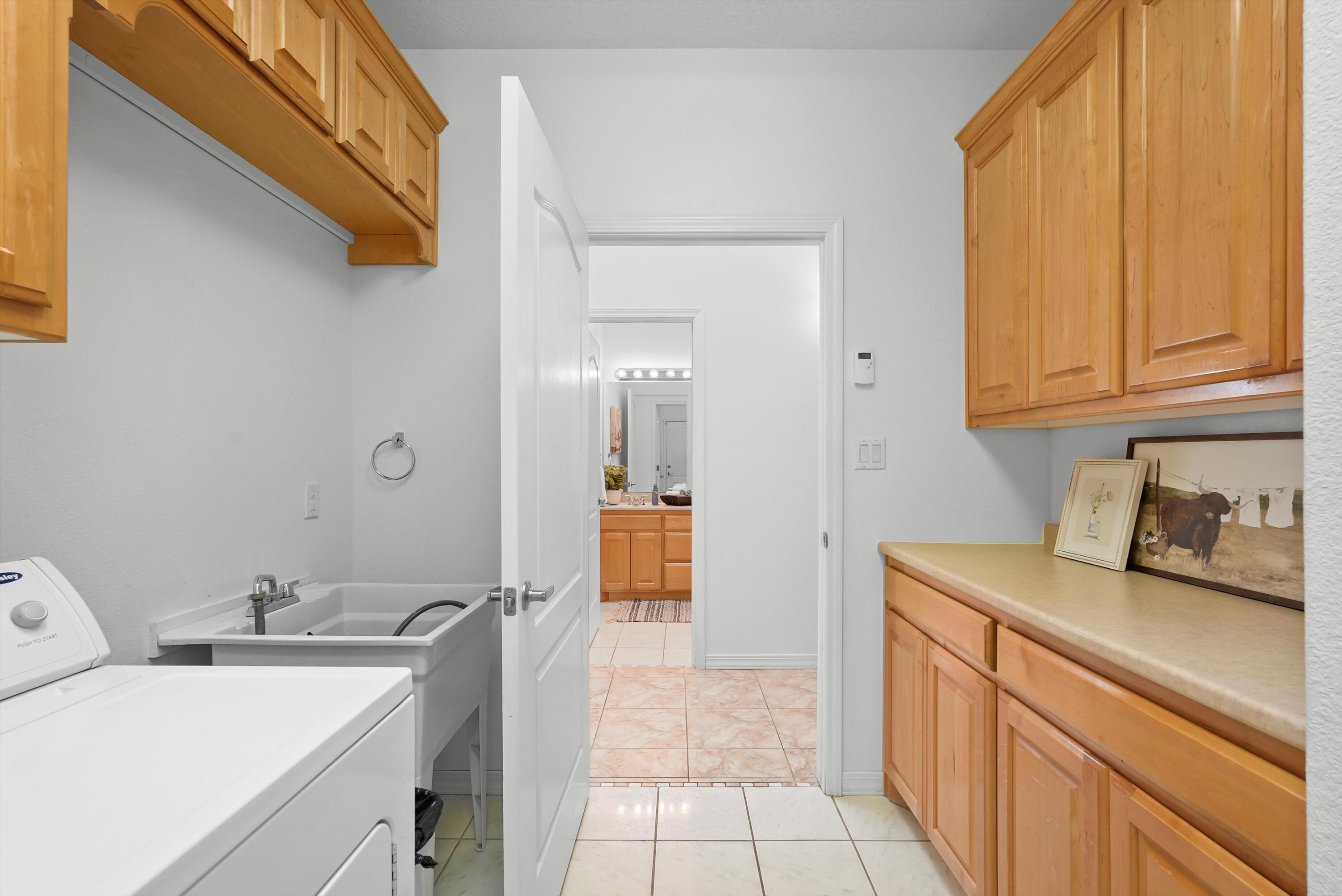 1810 Eucalyptus Road, Rio Rancho, New Mexico image 42