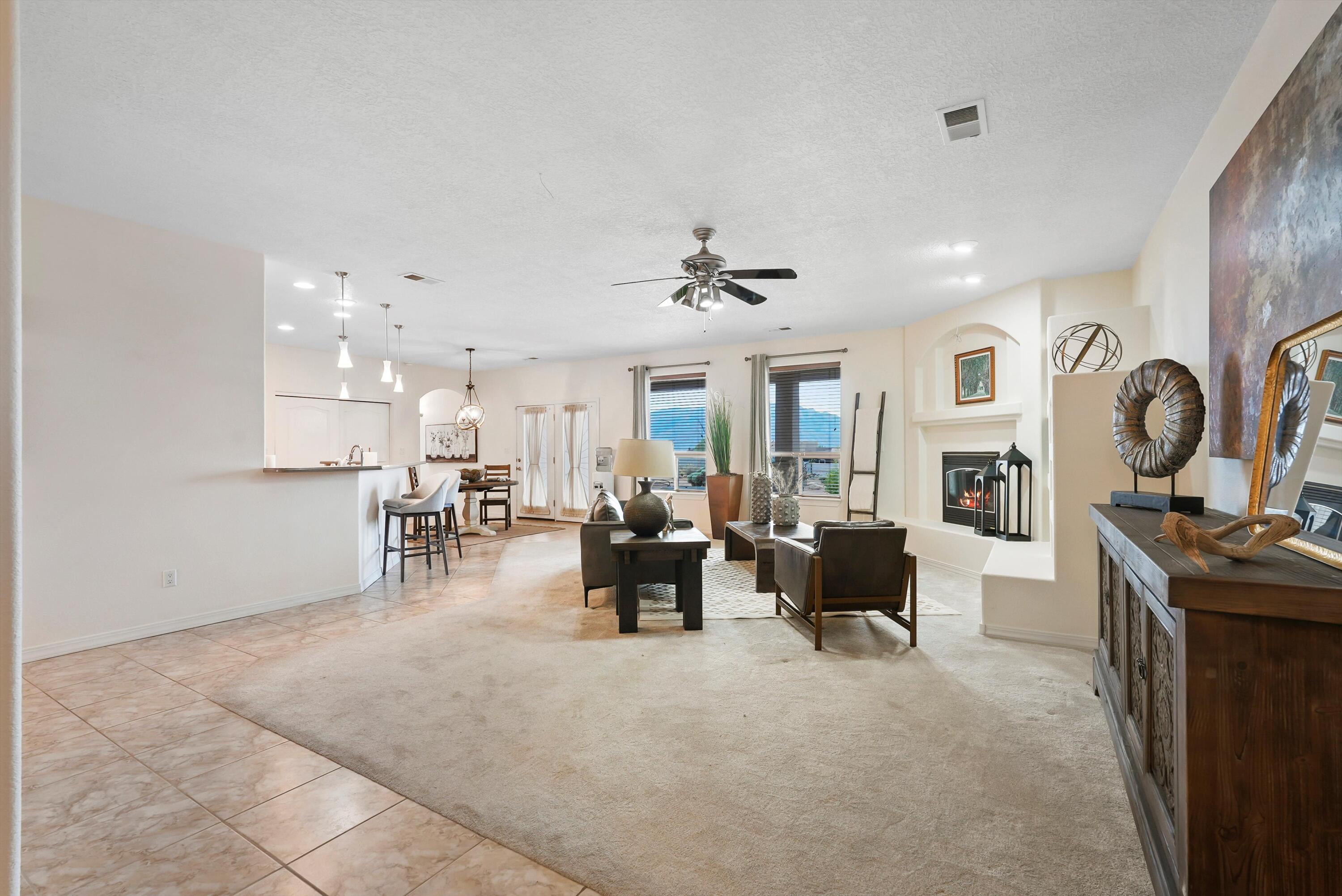 1810 Eucalyptus Road, Rio Rancho, New Mexico image 8