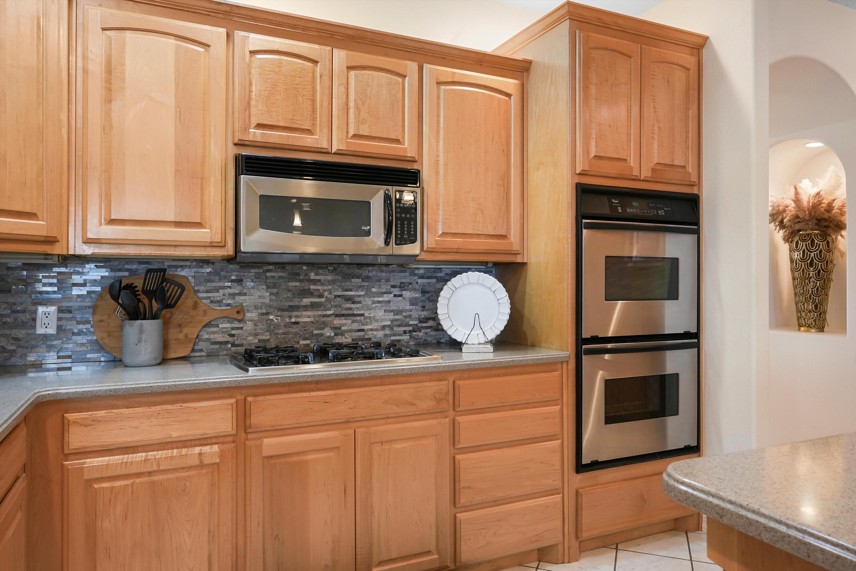 1810 Eucalyptus Road, Rio Rancho, New Mexico image 18