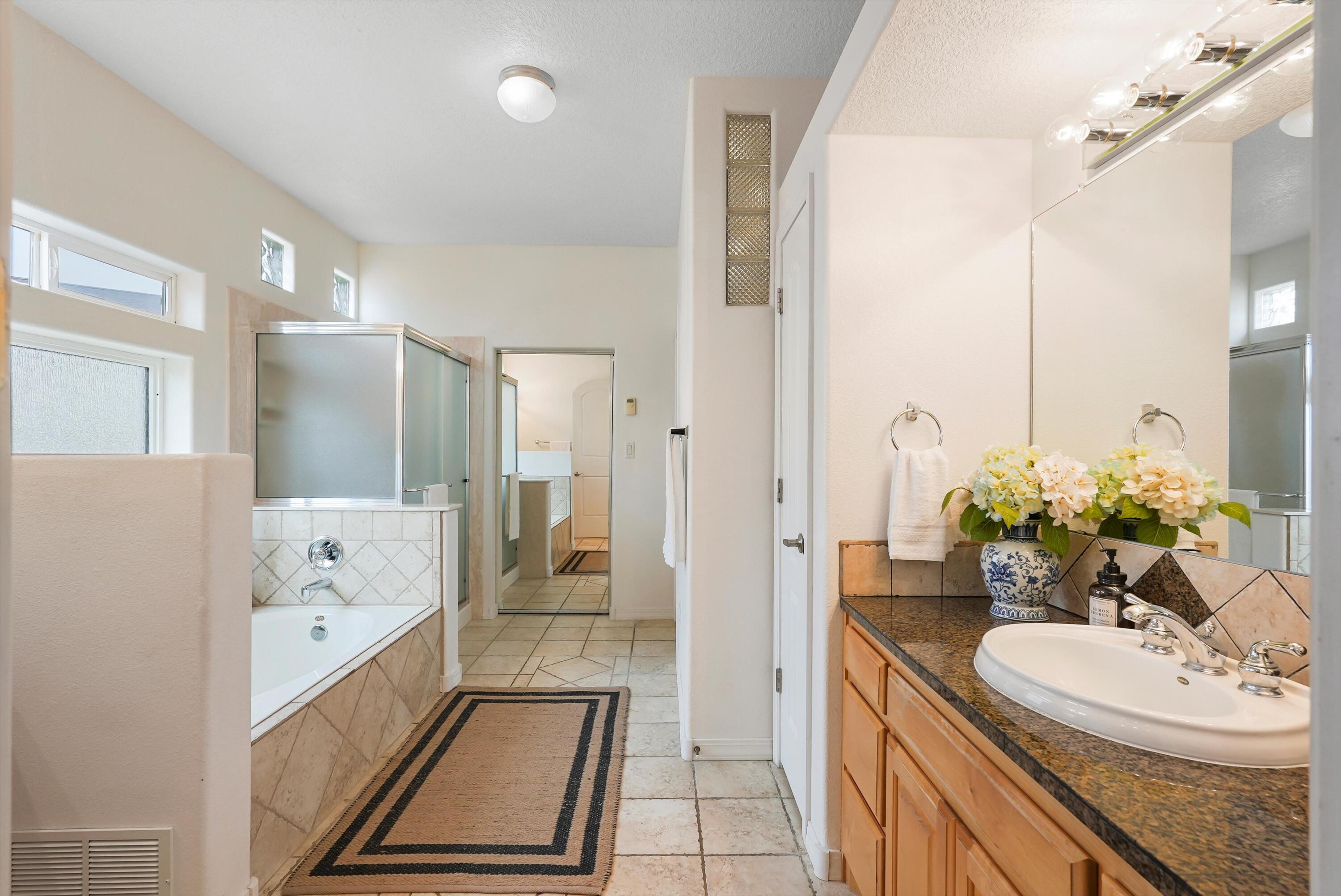 1810 Eucalyptus Road, Rio Rancho, New Mexico image 26