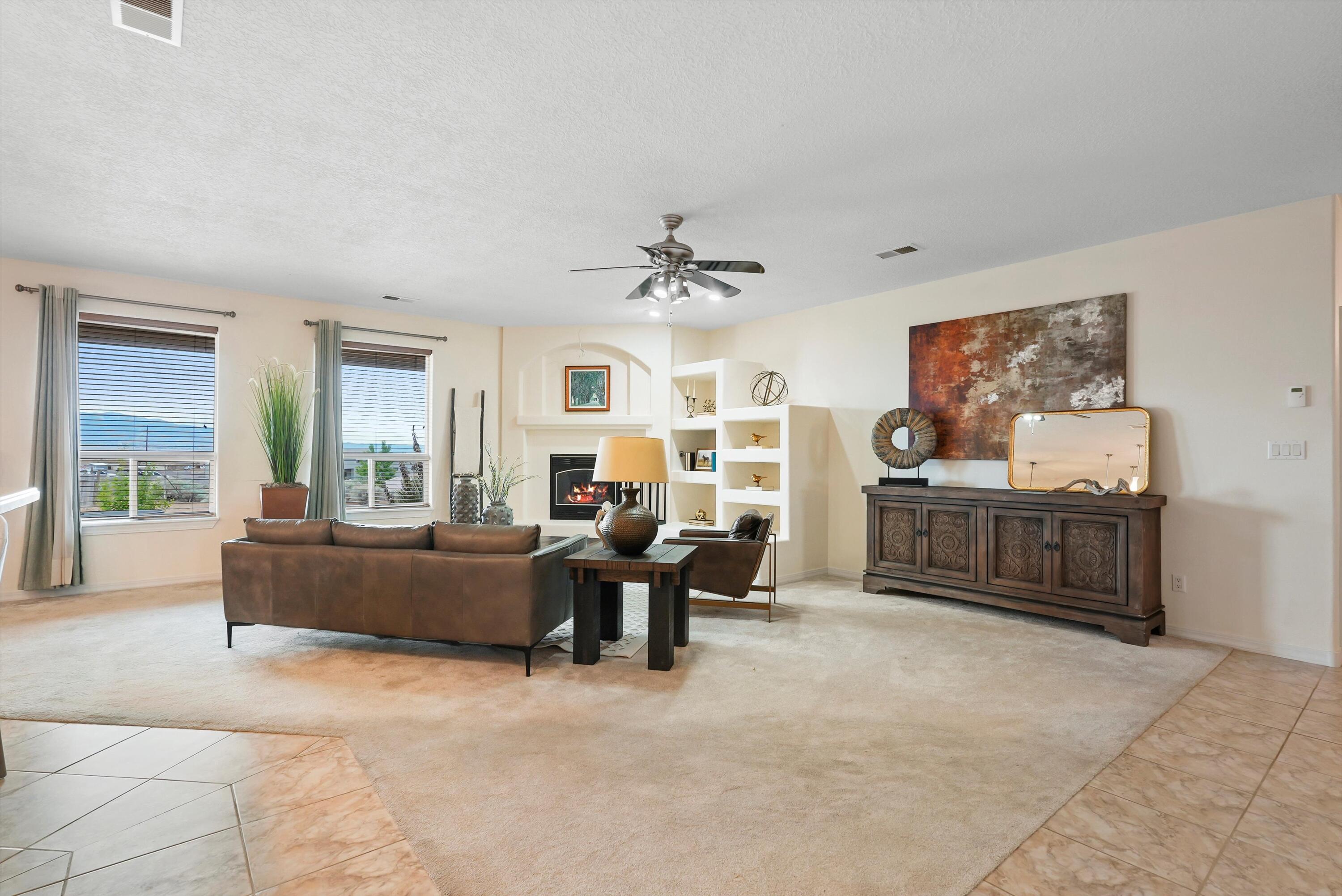 1810 Eucalyptus Road, Rio Rancho, New Mexico image 6