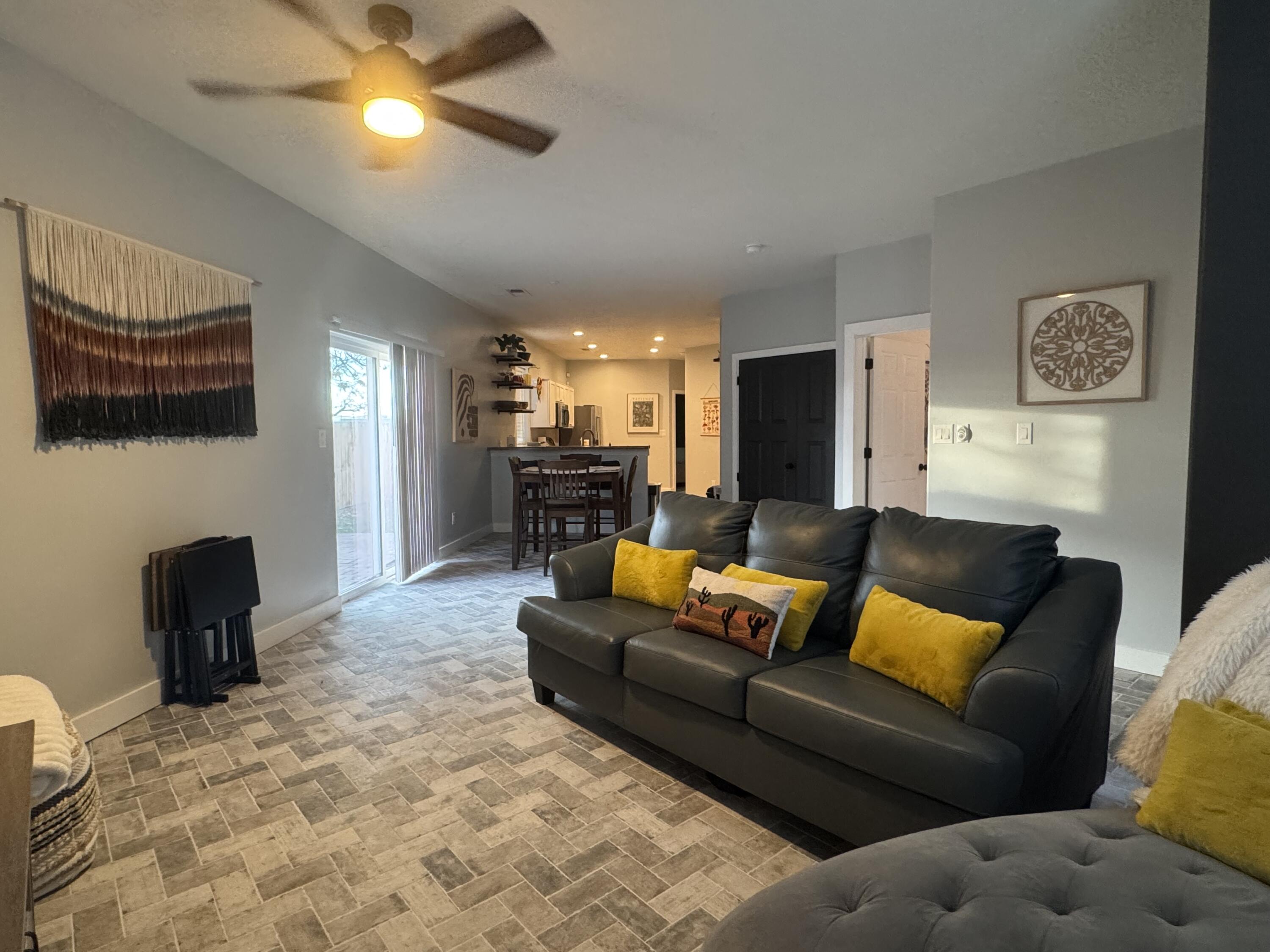 201 Laguna Boulevard, Albuquerque, New Mexico image 6