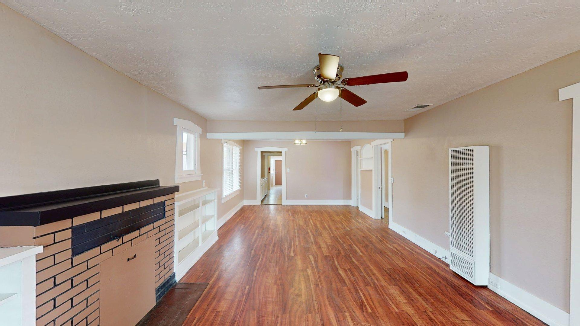 121 Princeton Drive SE