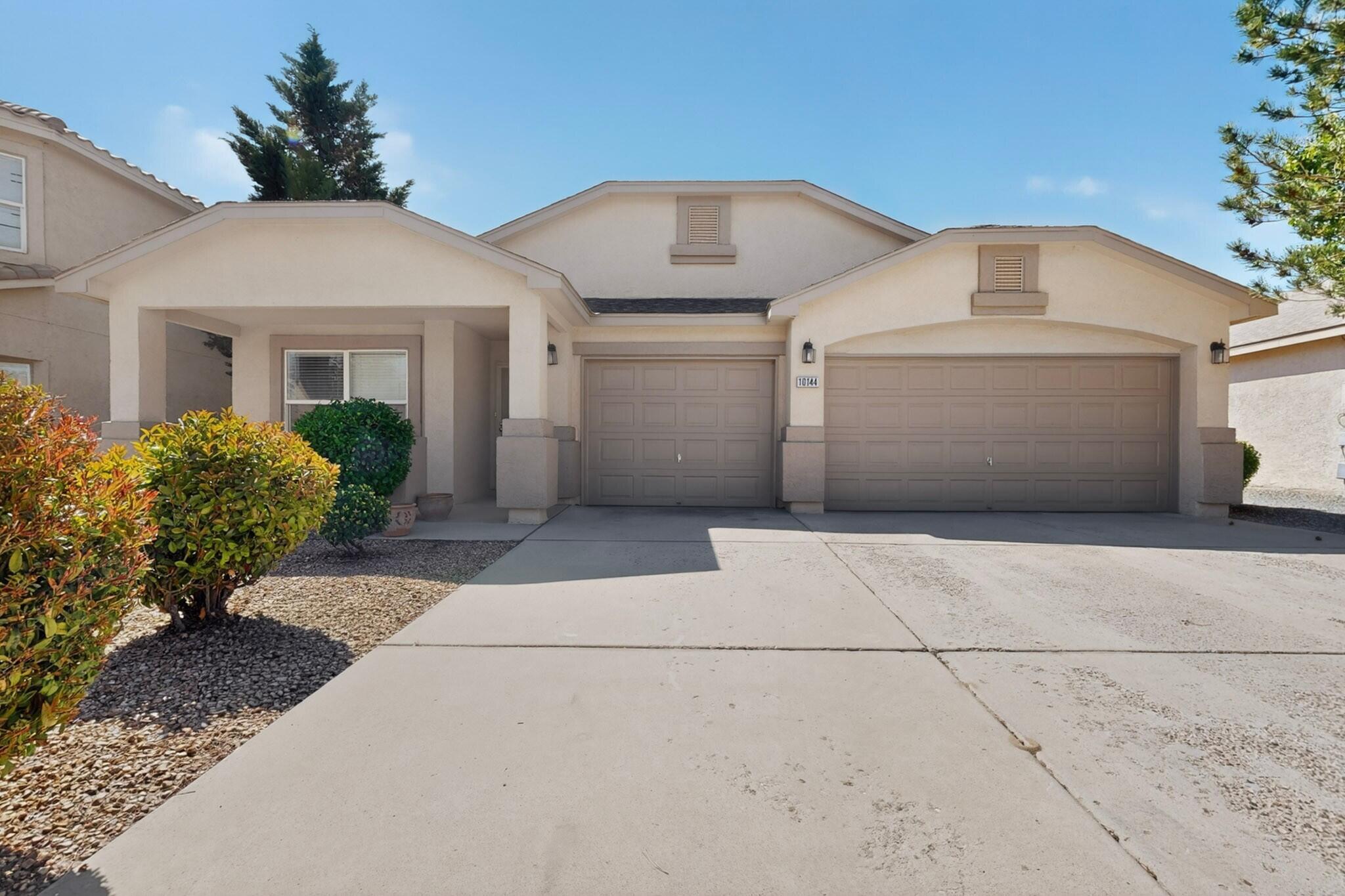 10144 Calle Chulita NW