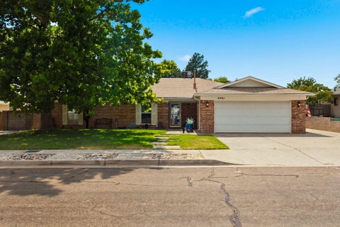 Photo of 5401 Purcell Drive NE, Albuquerque, NM 87111 (MLS # 1108500)