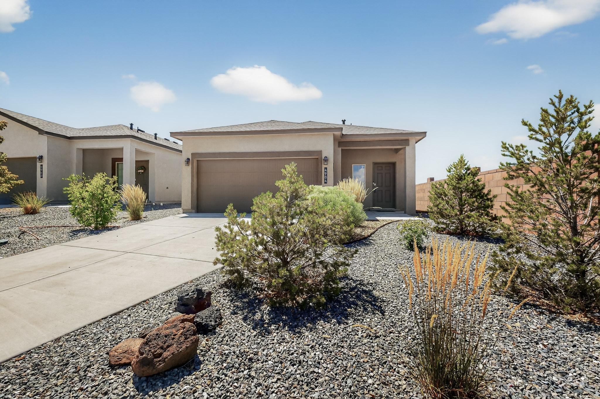 4904 LONG'S PEAK Road NE