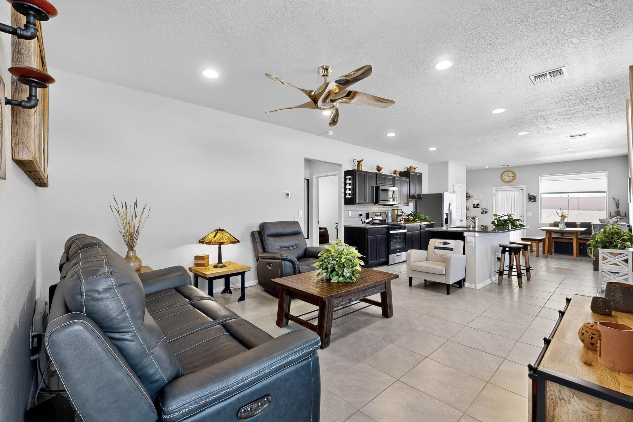 4904 LONG'S PEAK Road NE