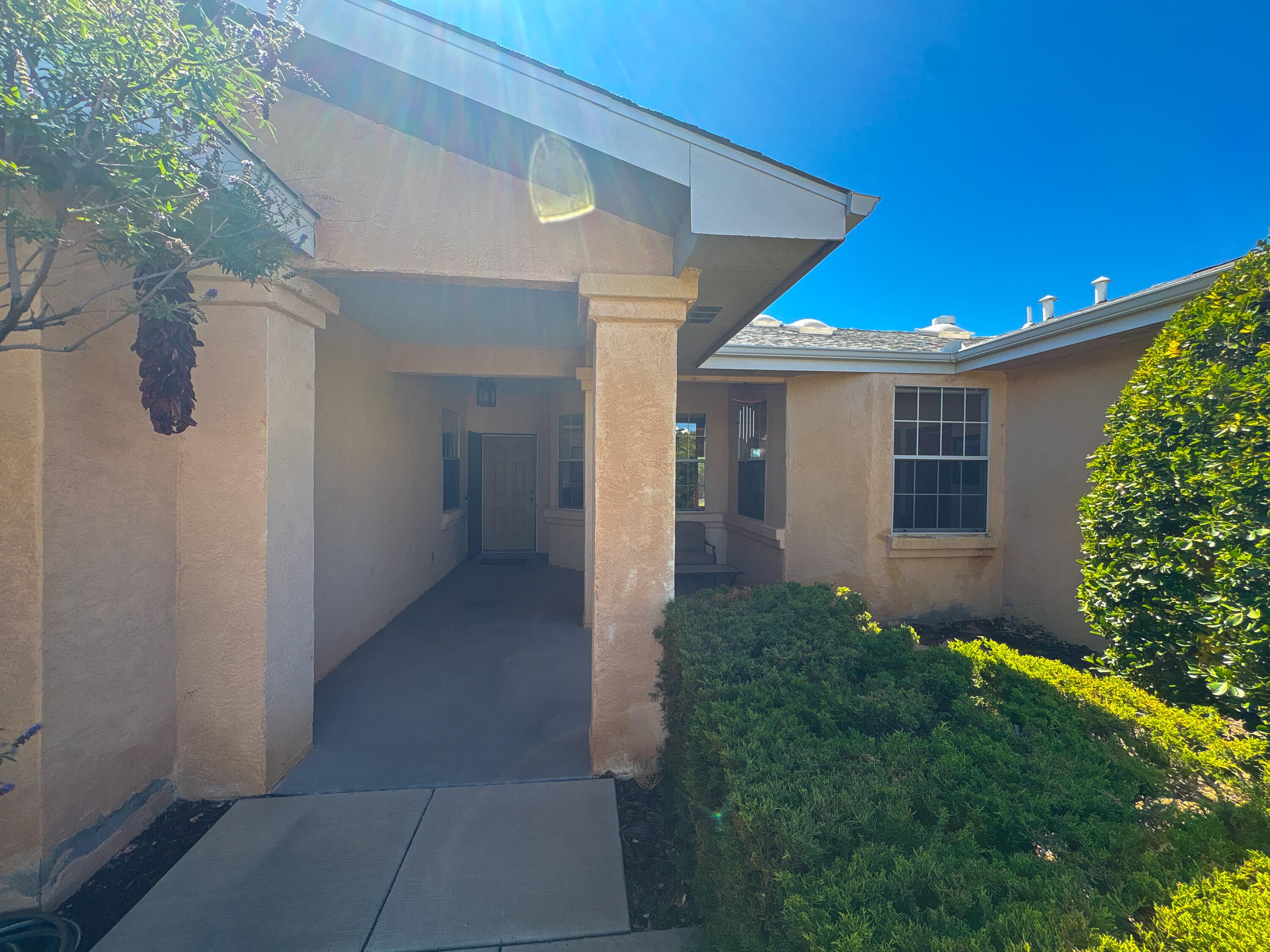 2613 Sandia Loop NE