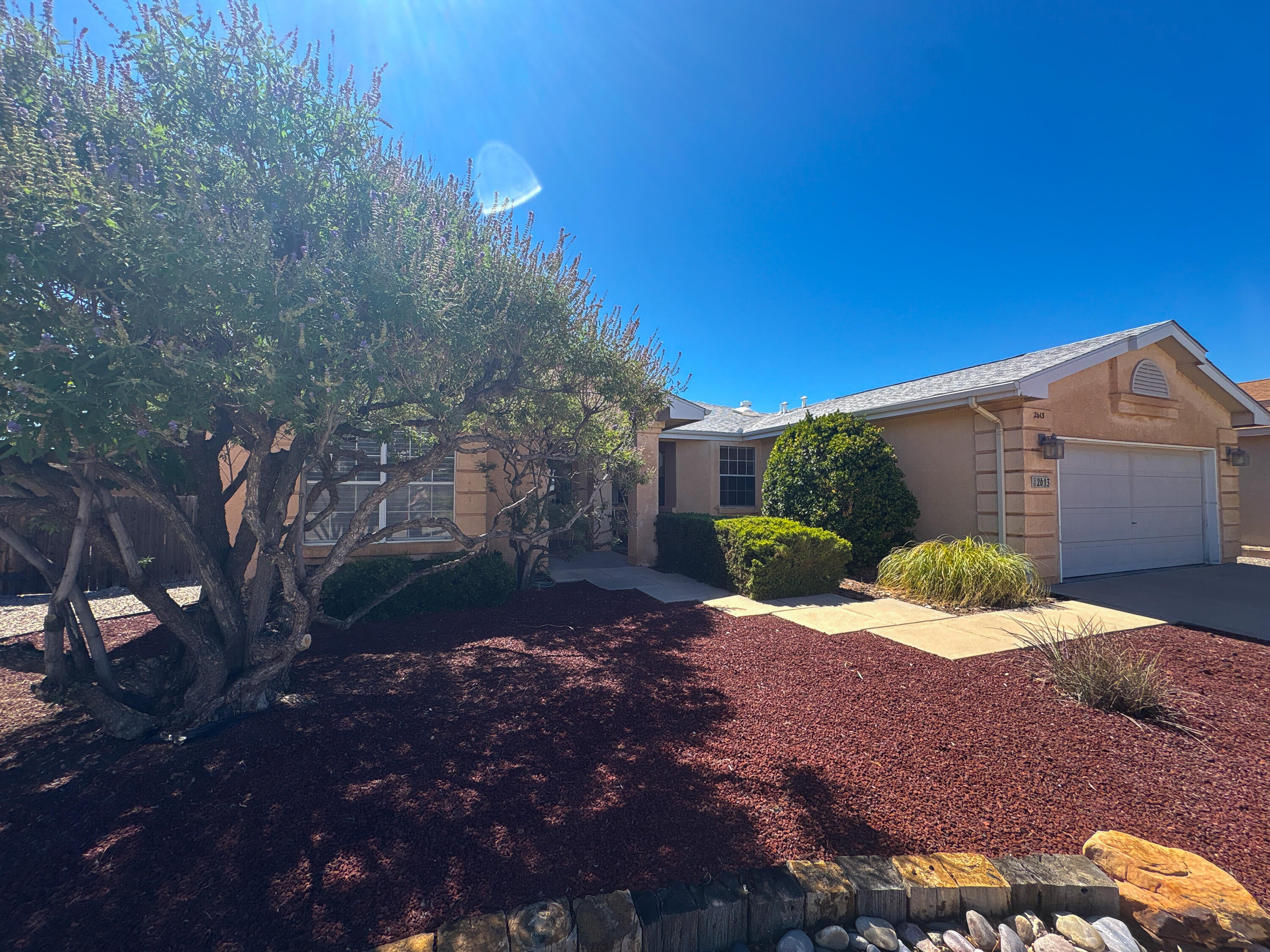 2613 Sandia Loop NE
