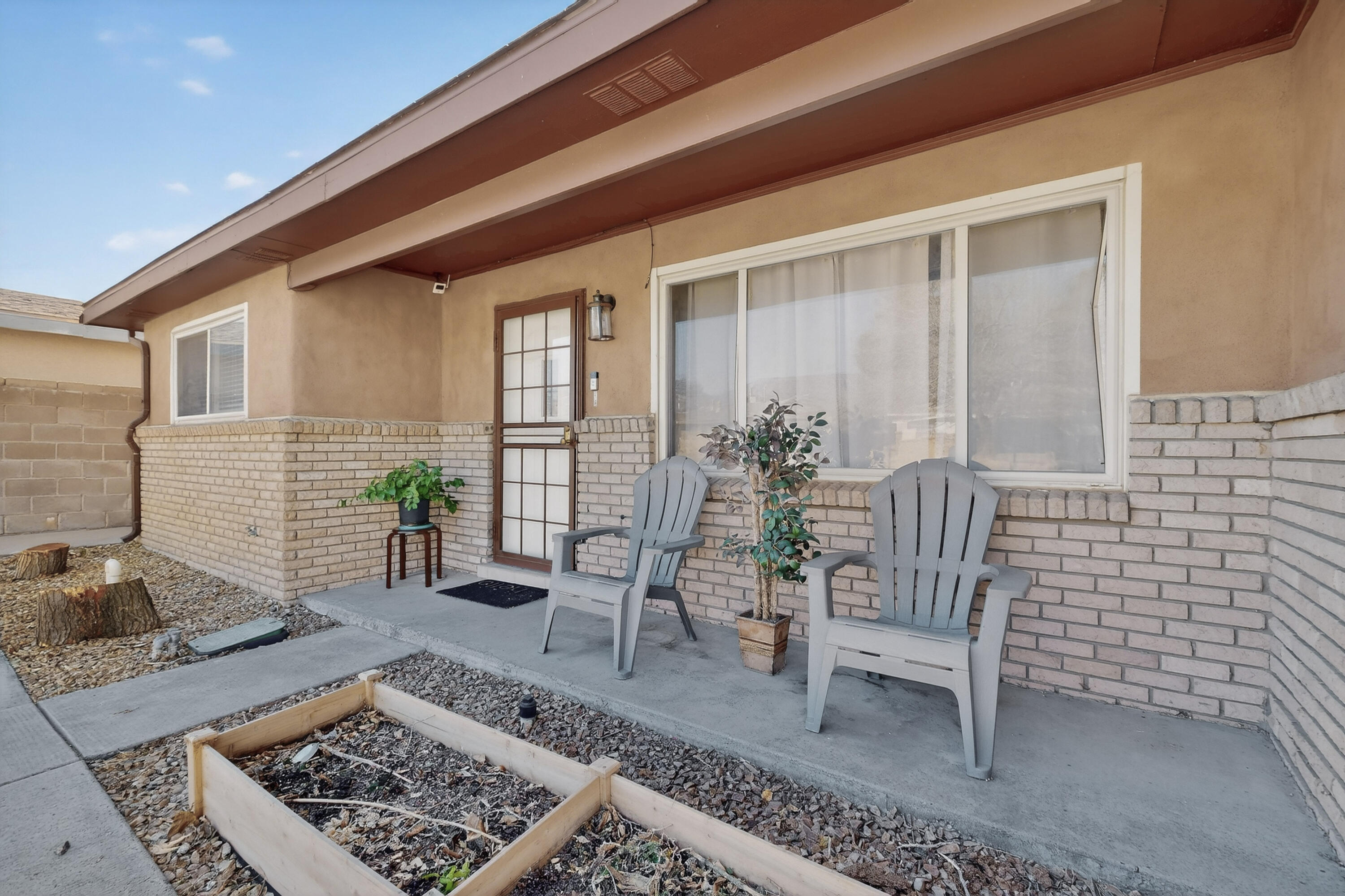 8604 Gutierrez Road NE