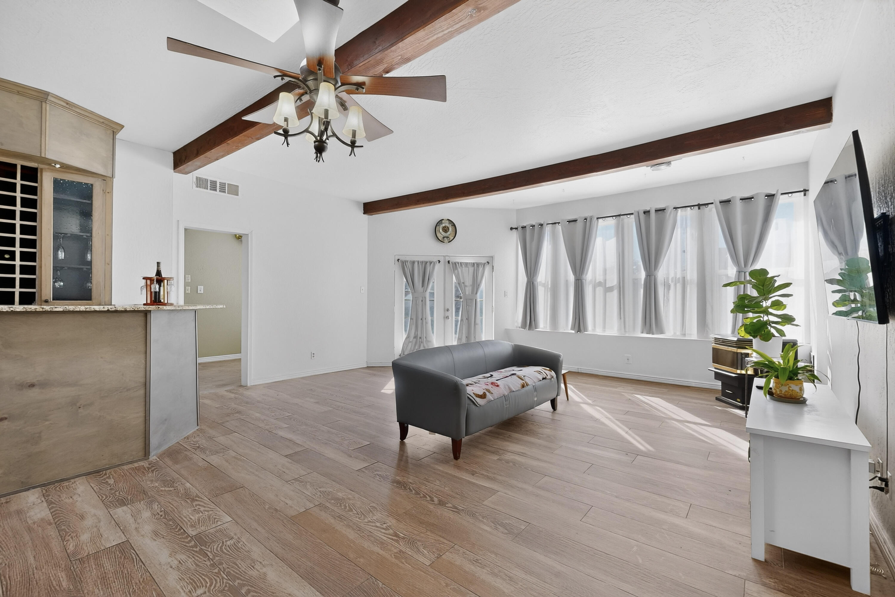 8604 Gutierrez Road NE