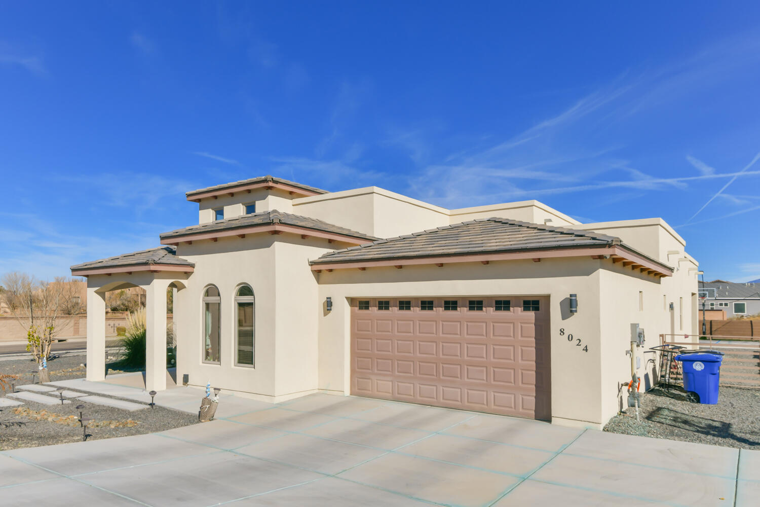 8024 Canoncito Drive NW