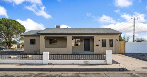 Homes For Sale - 801 California Street<br/> Albuquerque, NM 87108