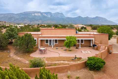Photo of 27 HOMESTEAD Lane, Placitas, NM 87043 (MLS # 1083508)