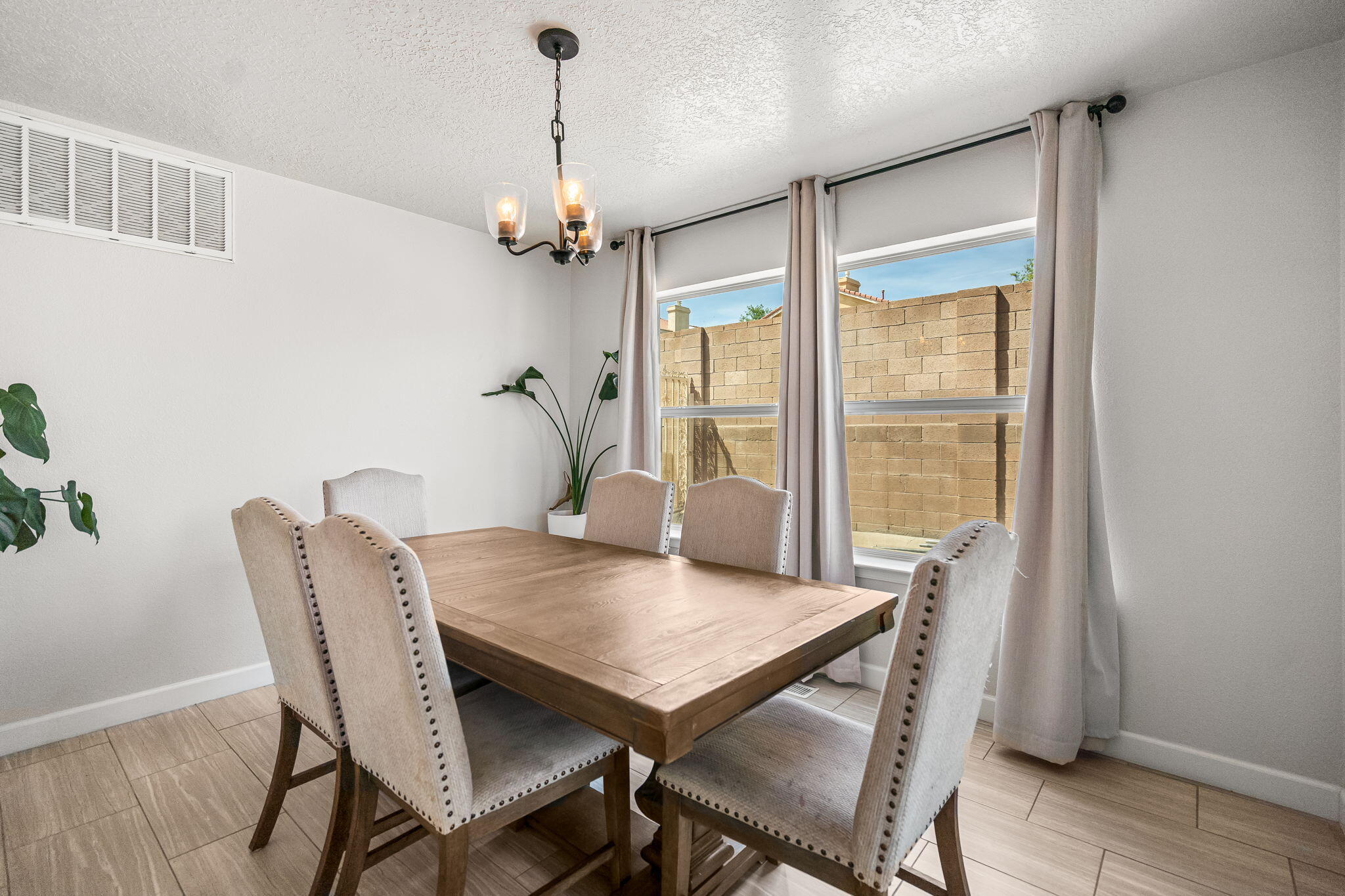 4447 Rancho Centro NW