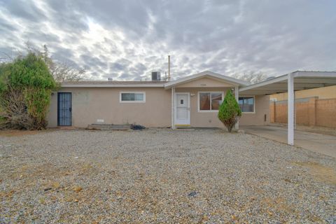 5728 Giomi Place NW Albuquerque NM 87105