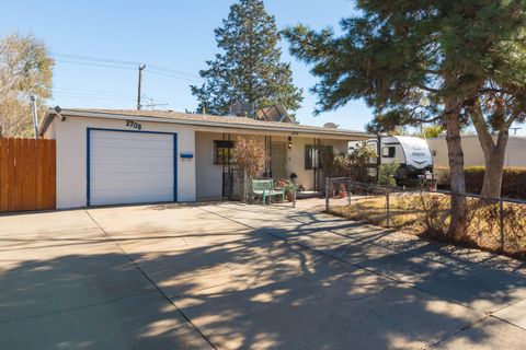 Photo of 2708 Morris Street NE, Albuquerque, NM 87112 (MLS # 1095294)