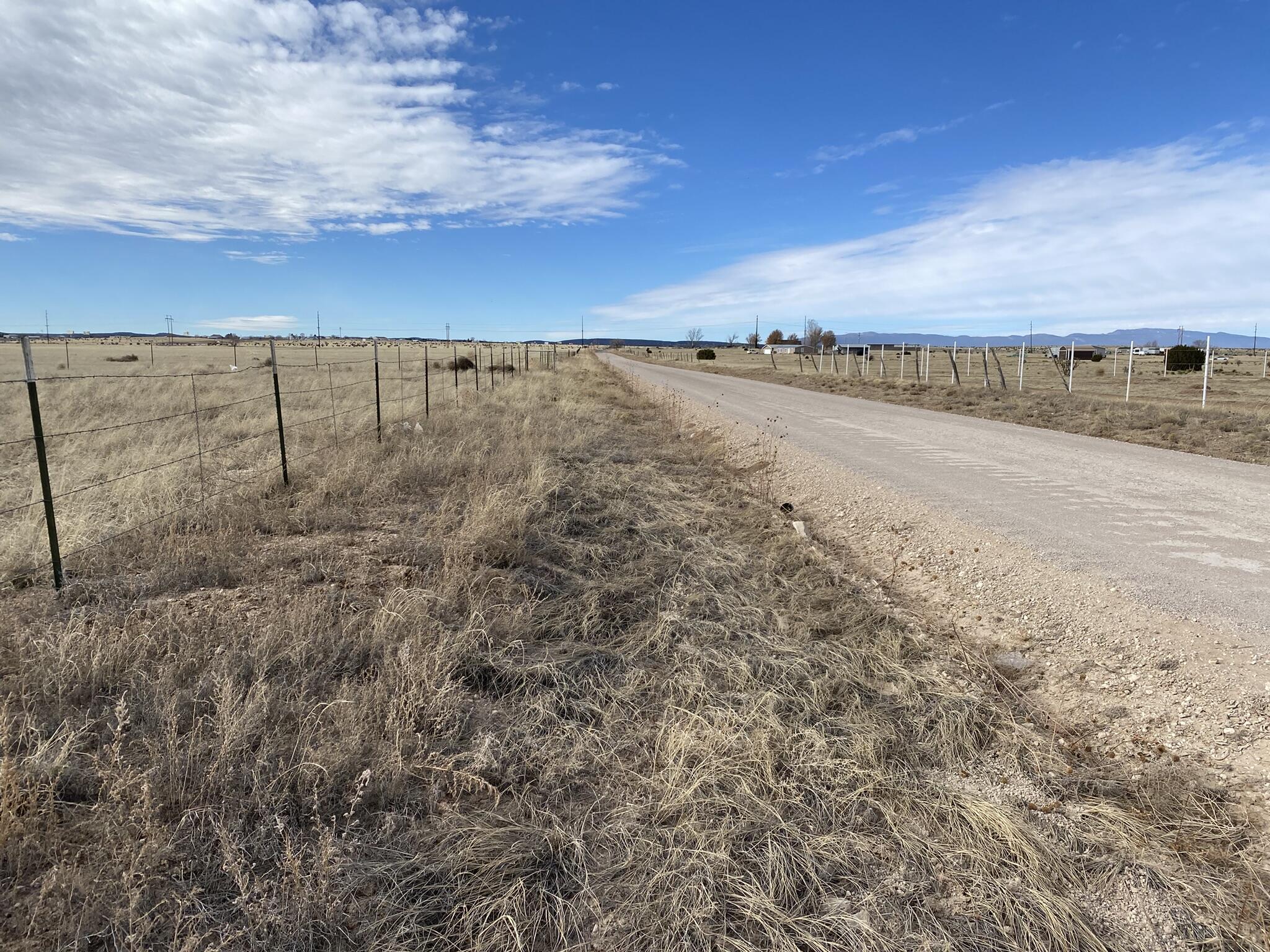 Thompson Road, Moriarty, New Mexico image 3