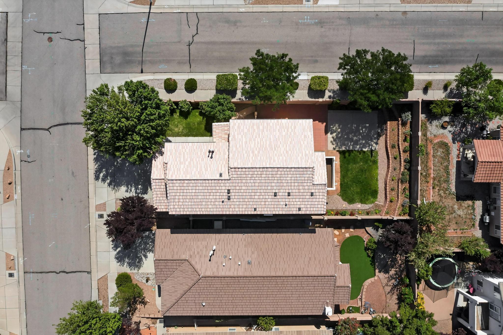 7352 BOXWOOD Avenue NE