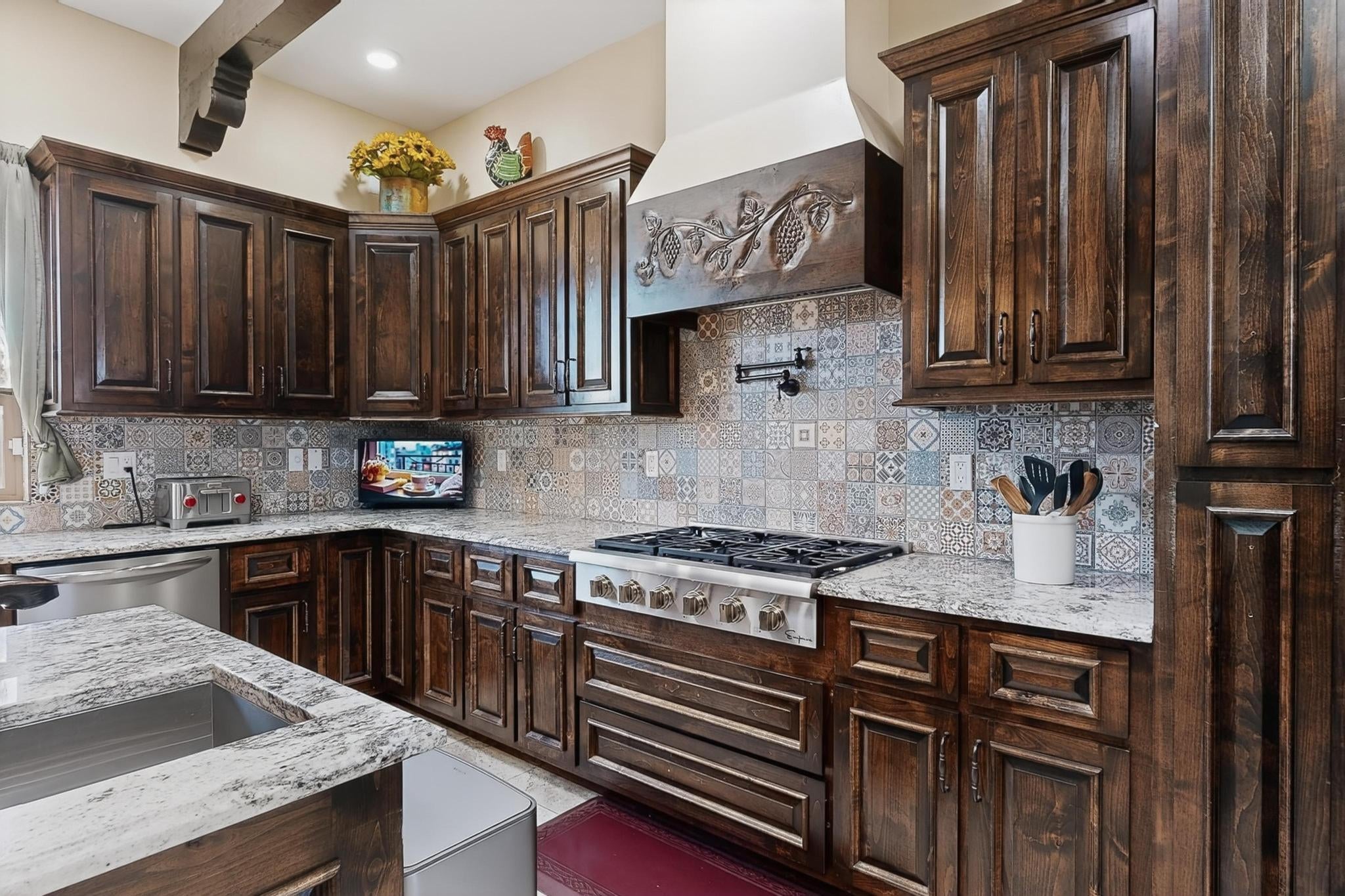 503 Camino Espanol NW