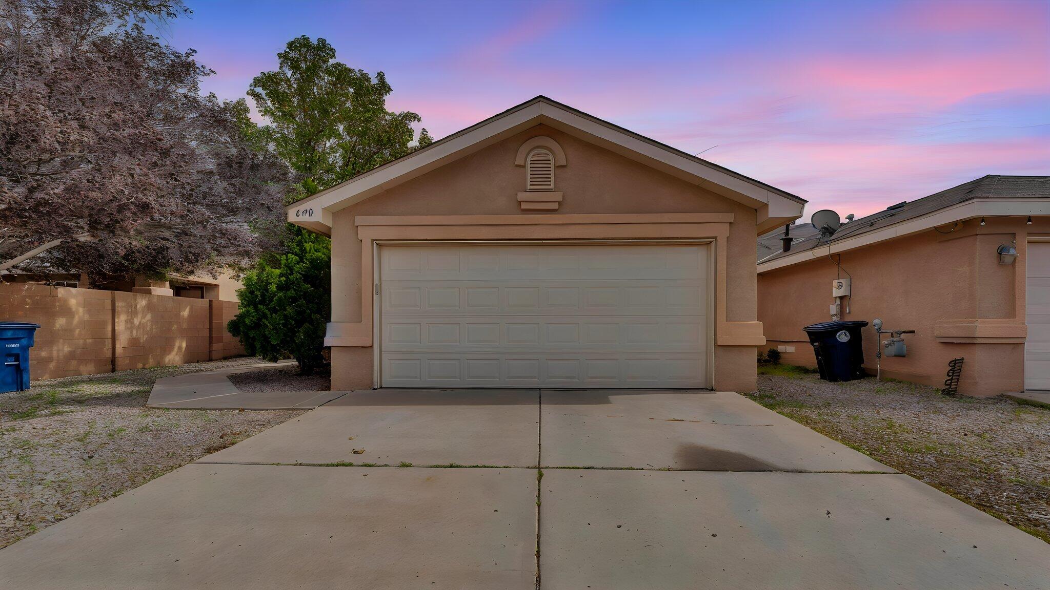 640 Cottontail Street SW