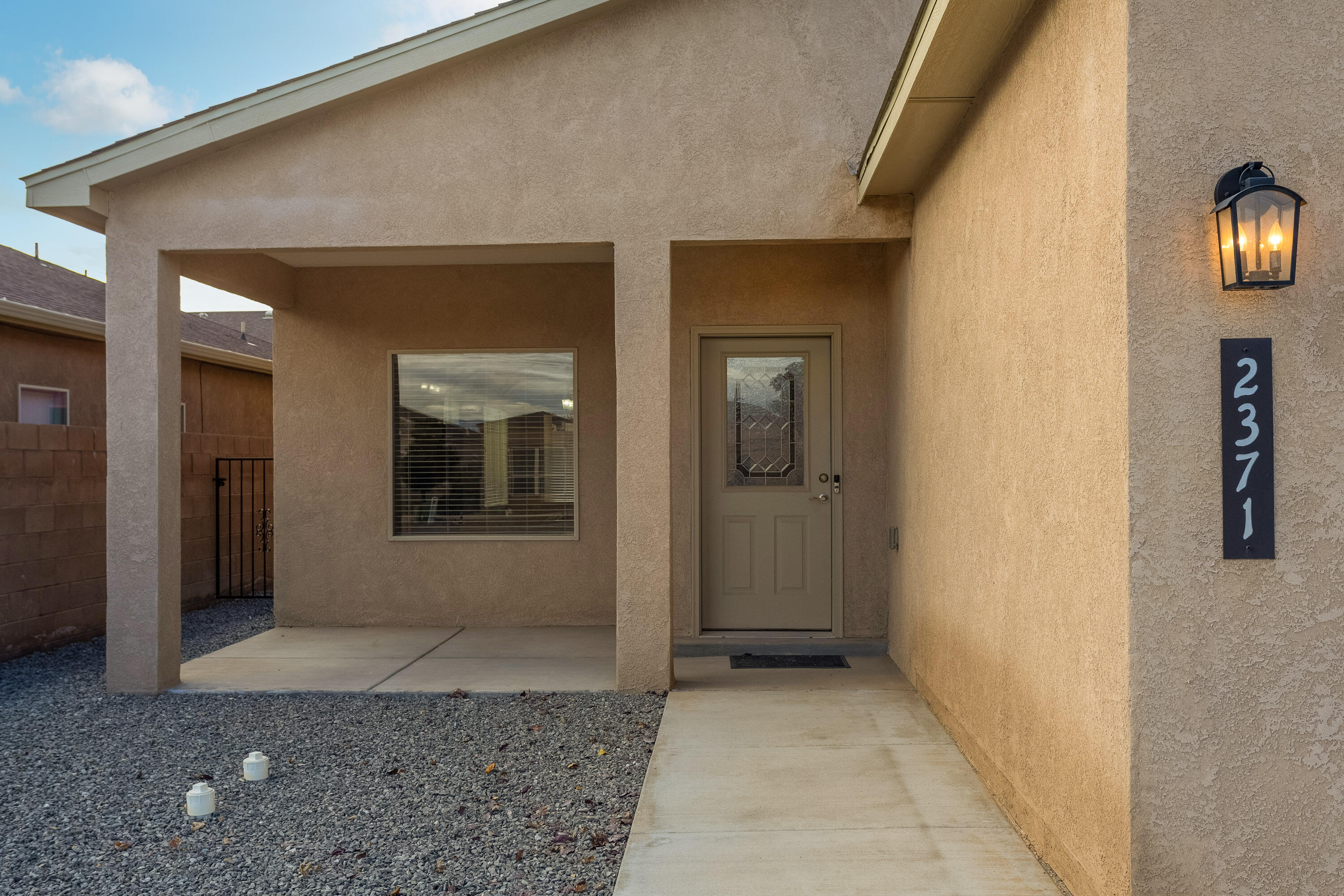 2371 Firewheel Avenue, Los Lunas, New Mexico image 2