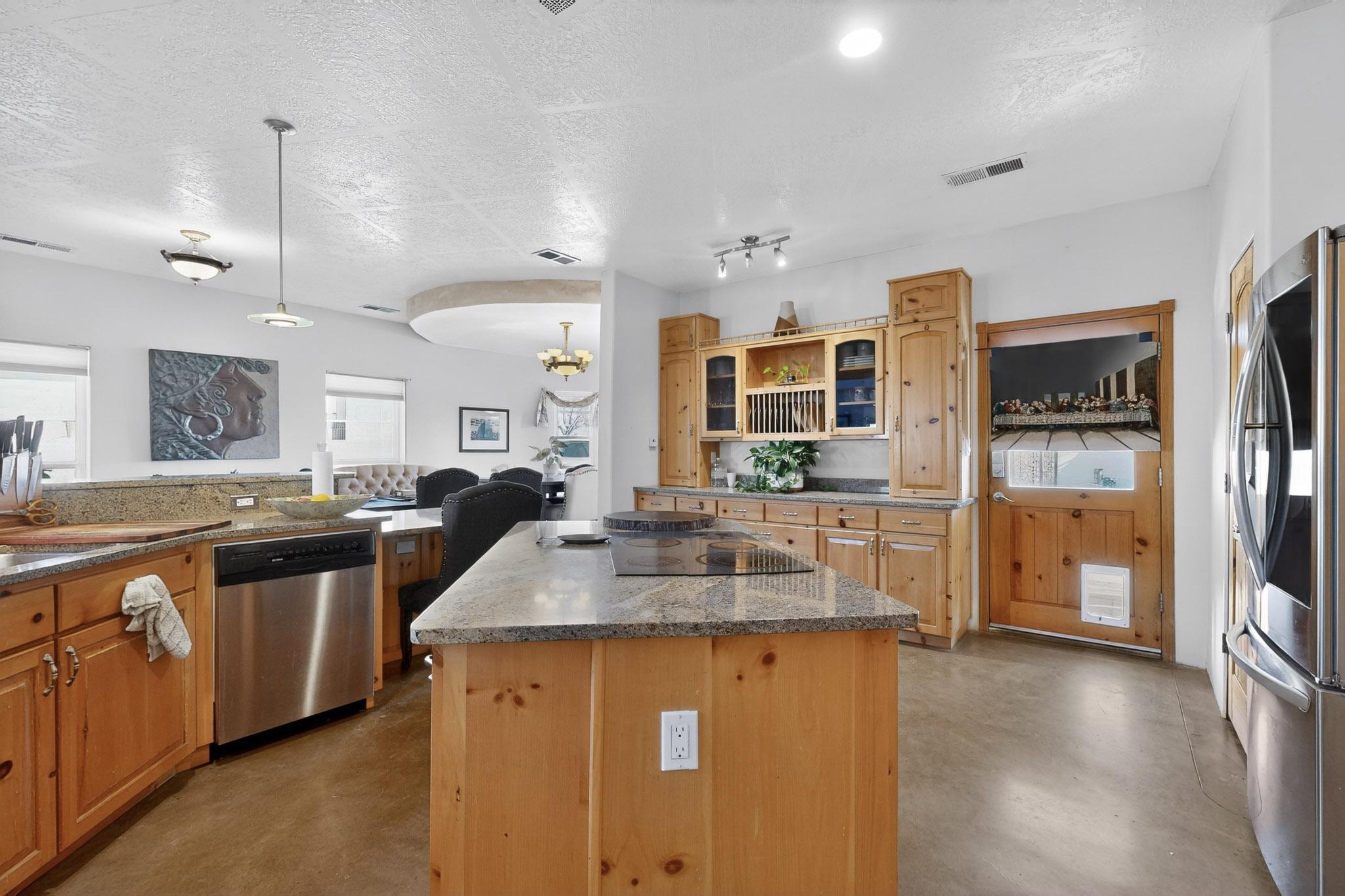 11500 Modesto Avenue NE