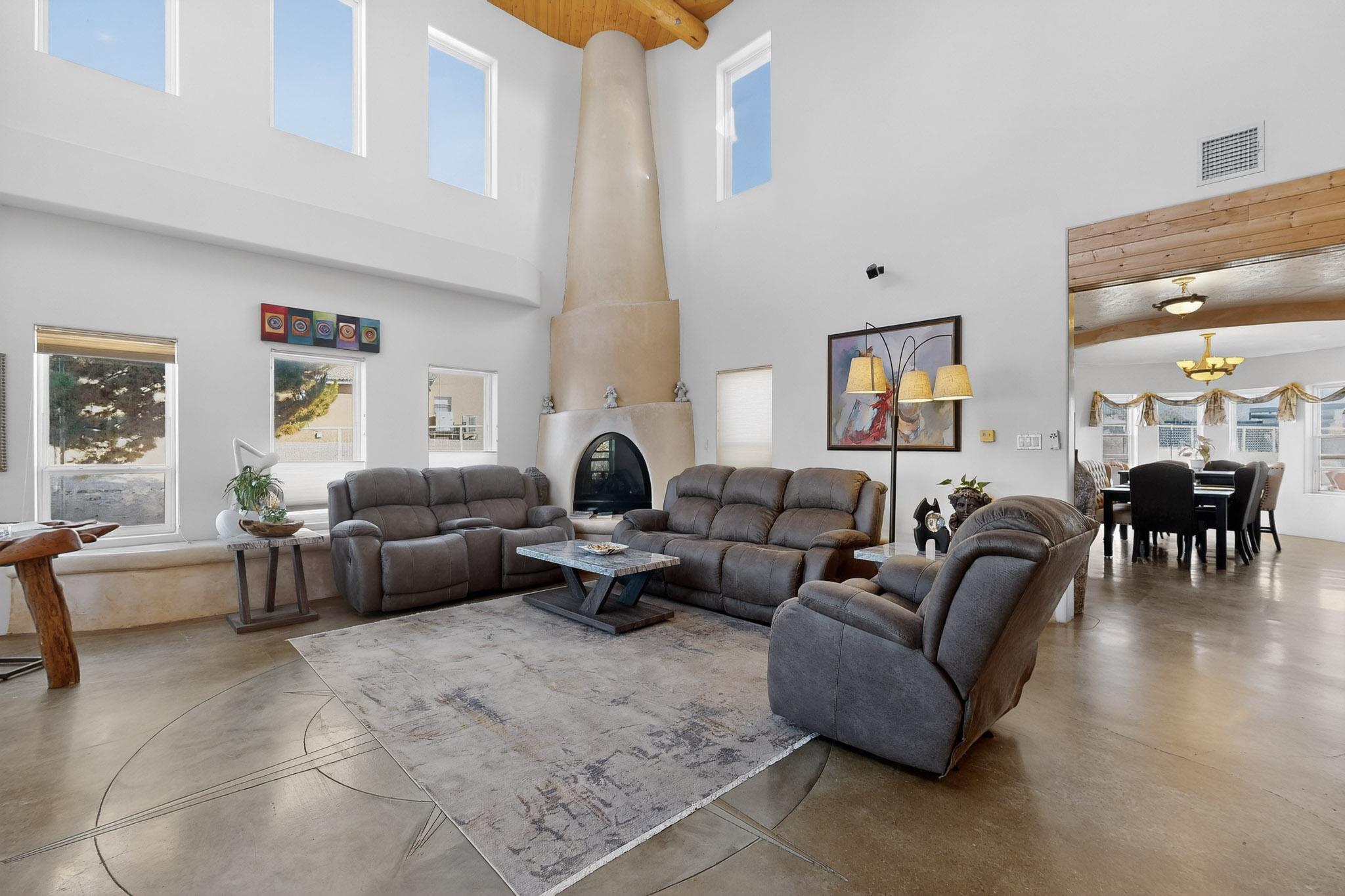 11500 Modesto Avenue NE