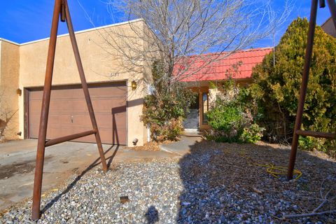 Photo of 6137 Katson Avenue NE, Albuquerque, NM 87109 (MLS # 1097181)