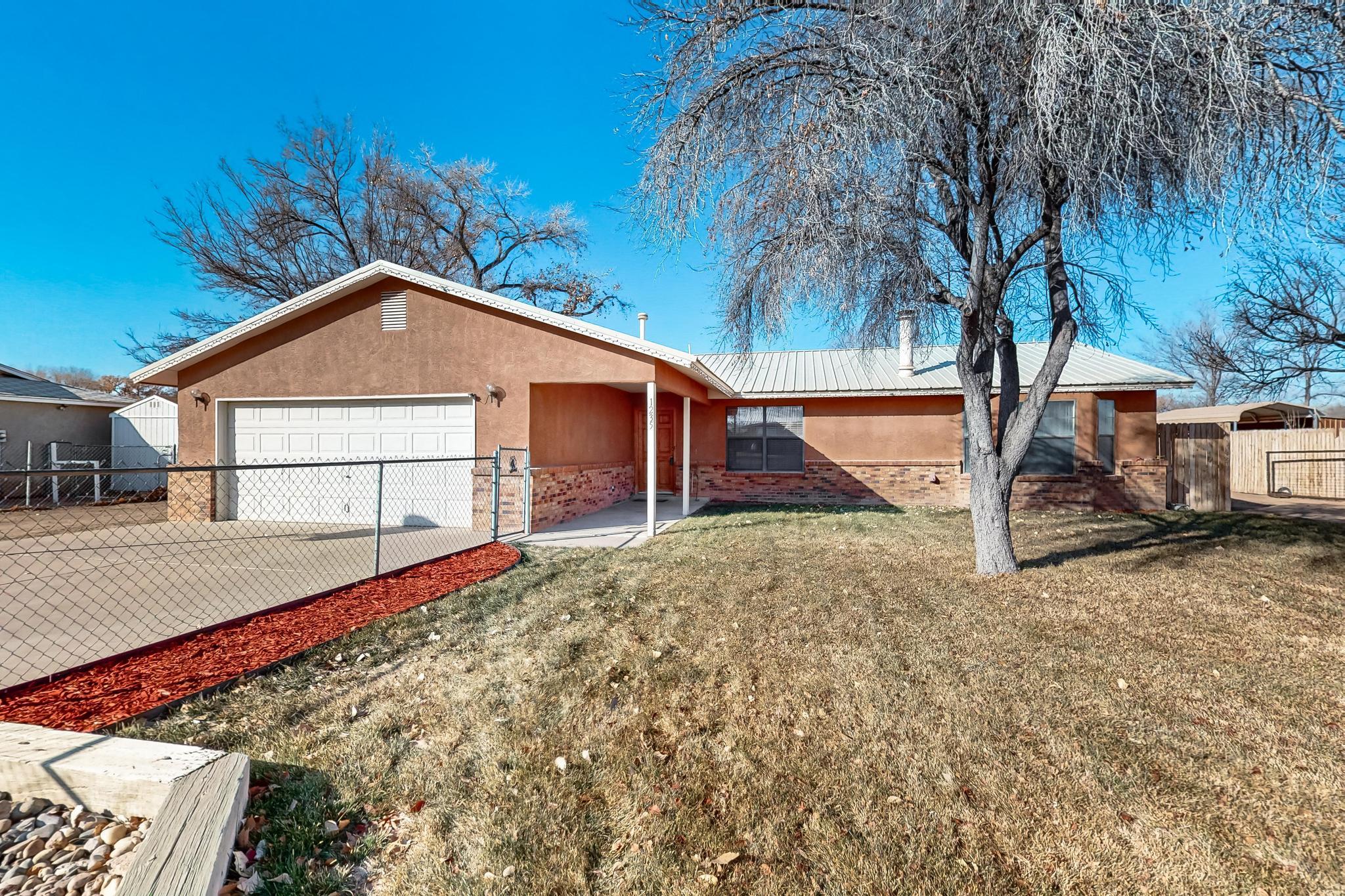 1235 Pearl Court, Bosque Farms, New Mexico image 1