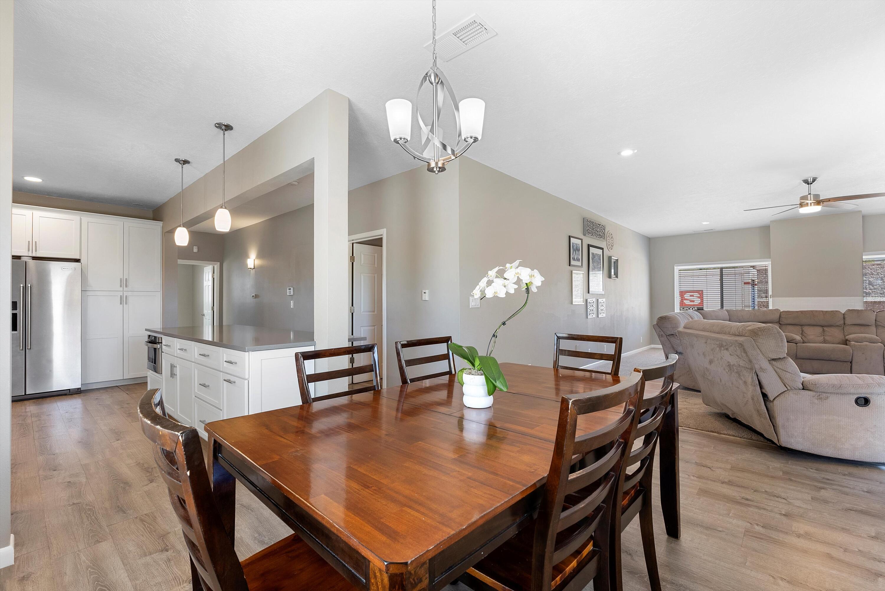 8820 Florence Avenue, Albuquerque, New Mexico image 32