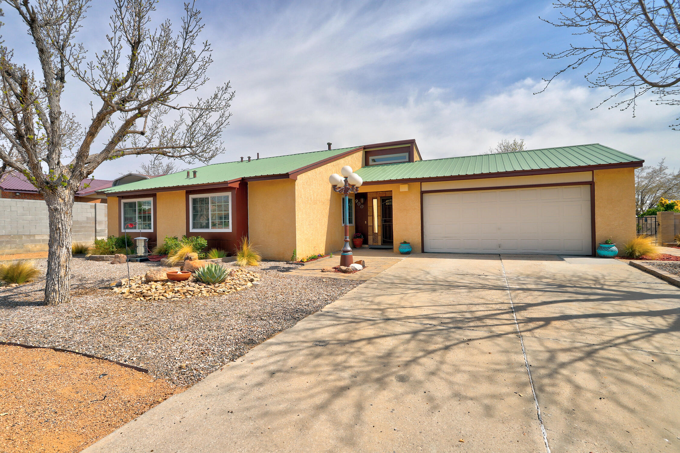 900 Western Hills Drive, Rio Rancho, New Mexico image 1