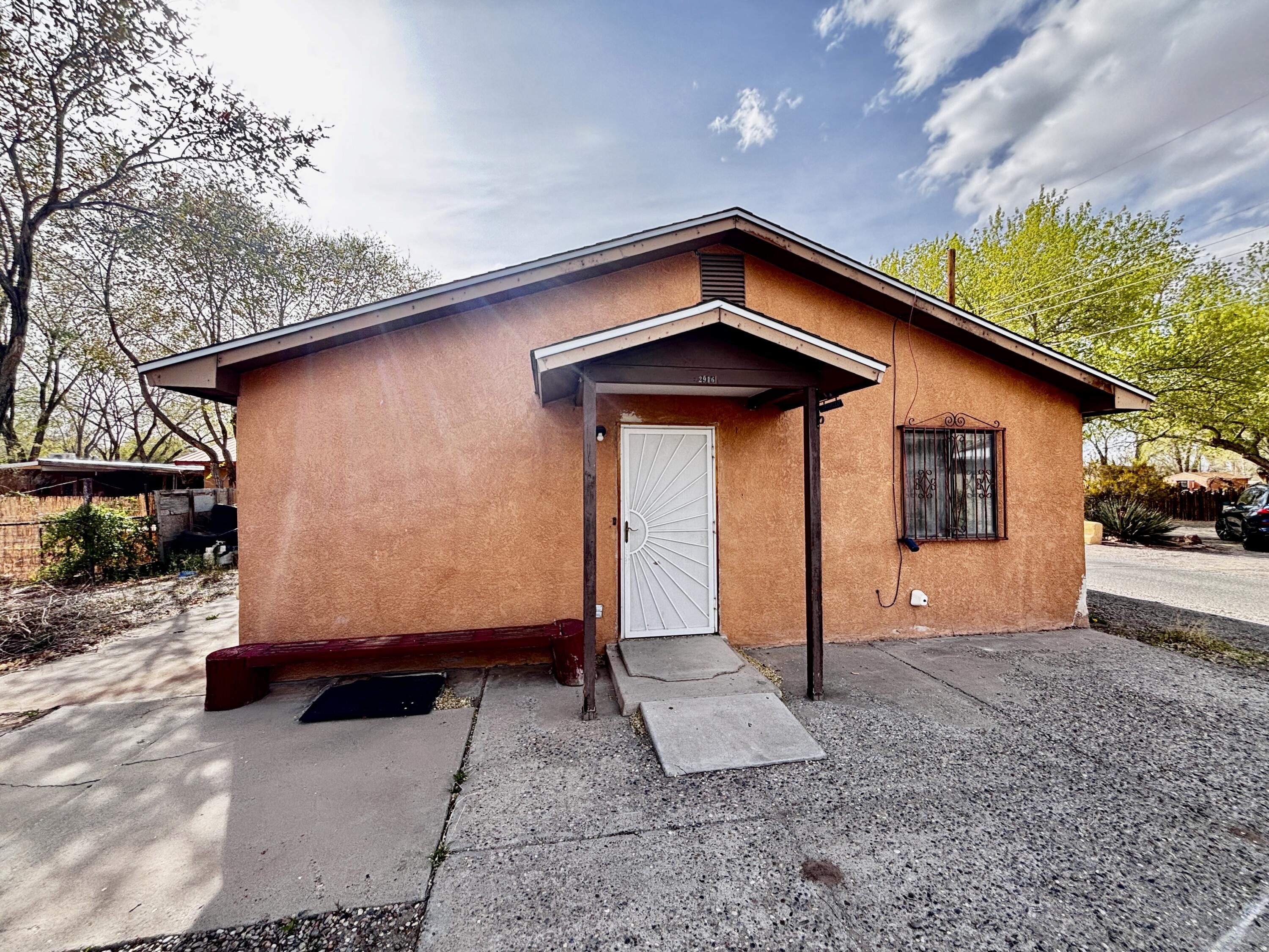 2916 Camilo Lane, Albuquerque, New Mexico image 1