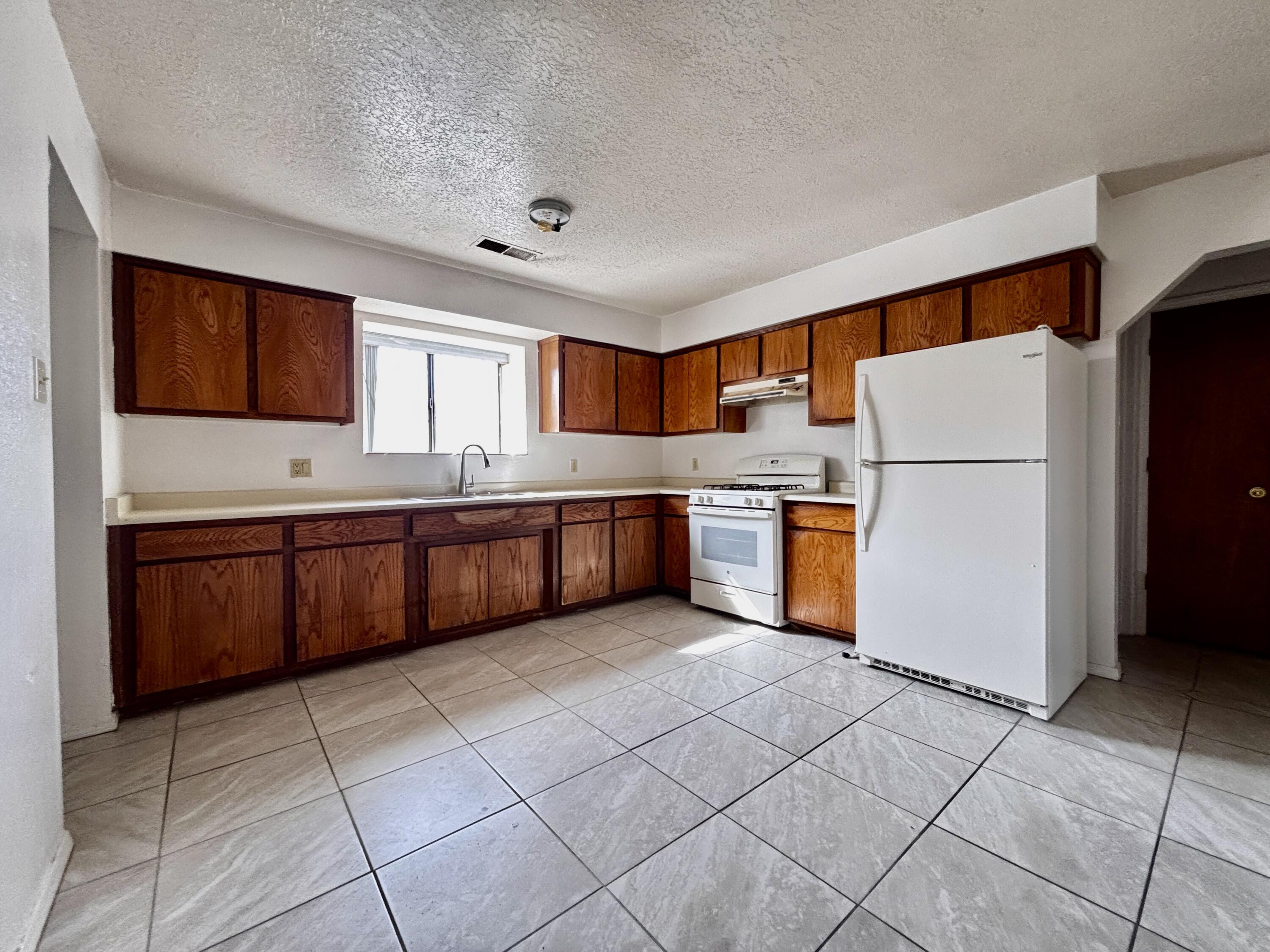 2916 Camilo Lane, Albuquerque, New Mexico image 6