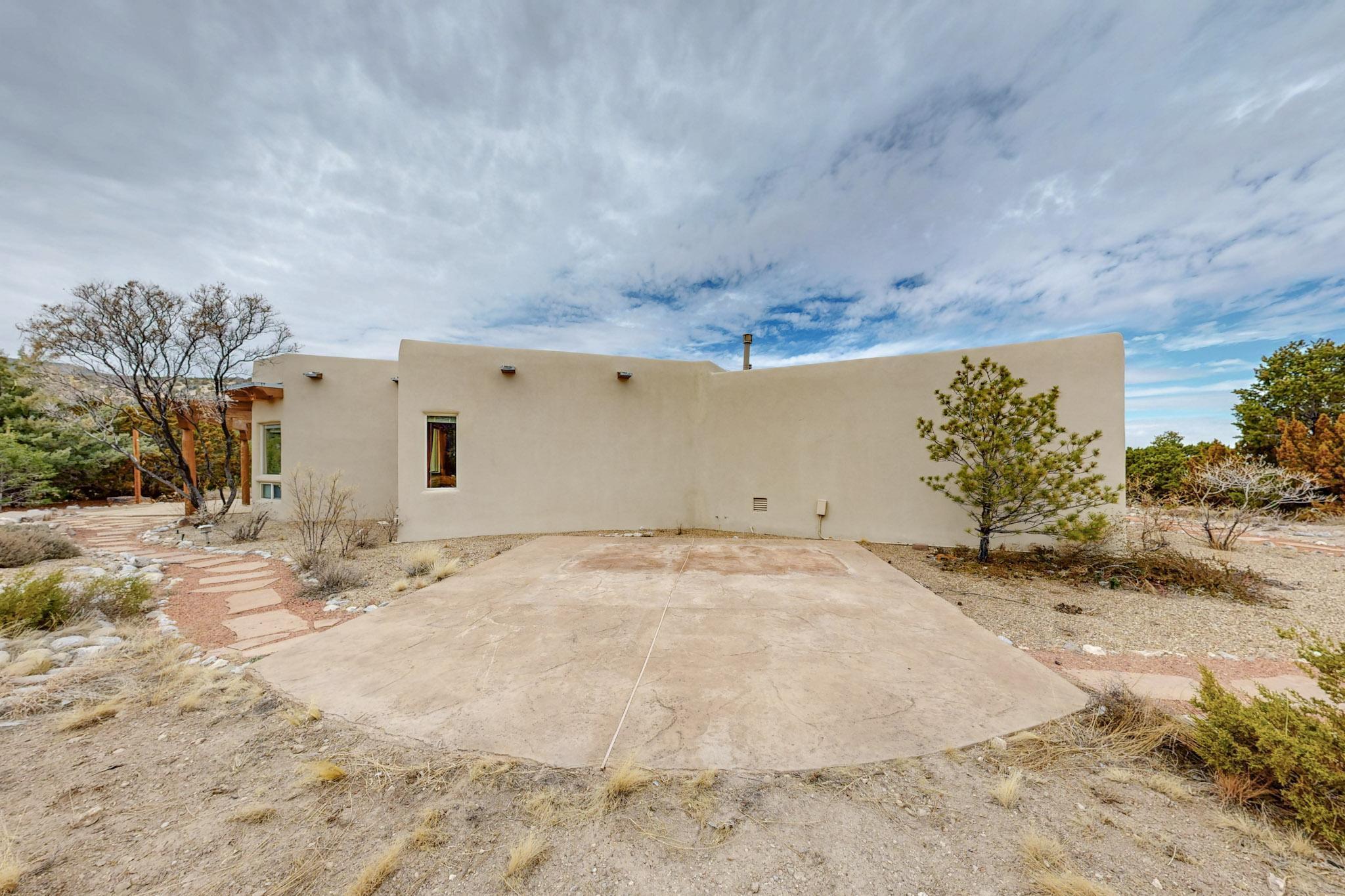 2 E Cielo Azul Court, Placitas, New Mexico image 35