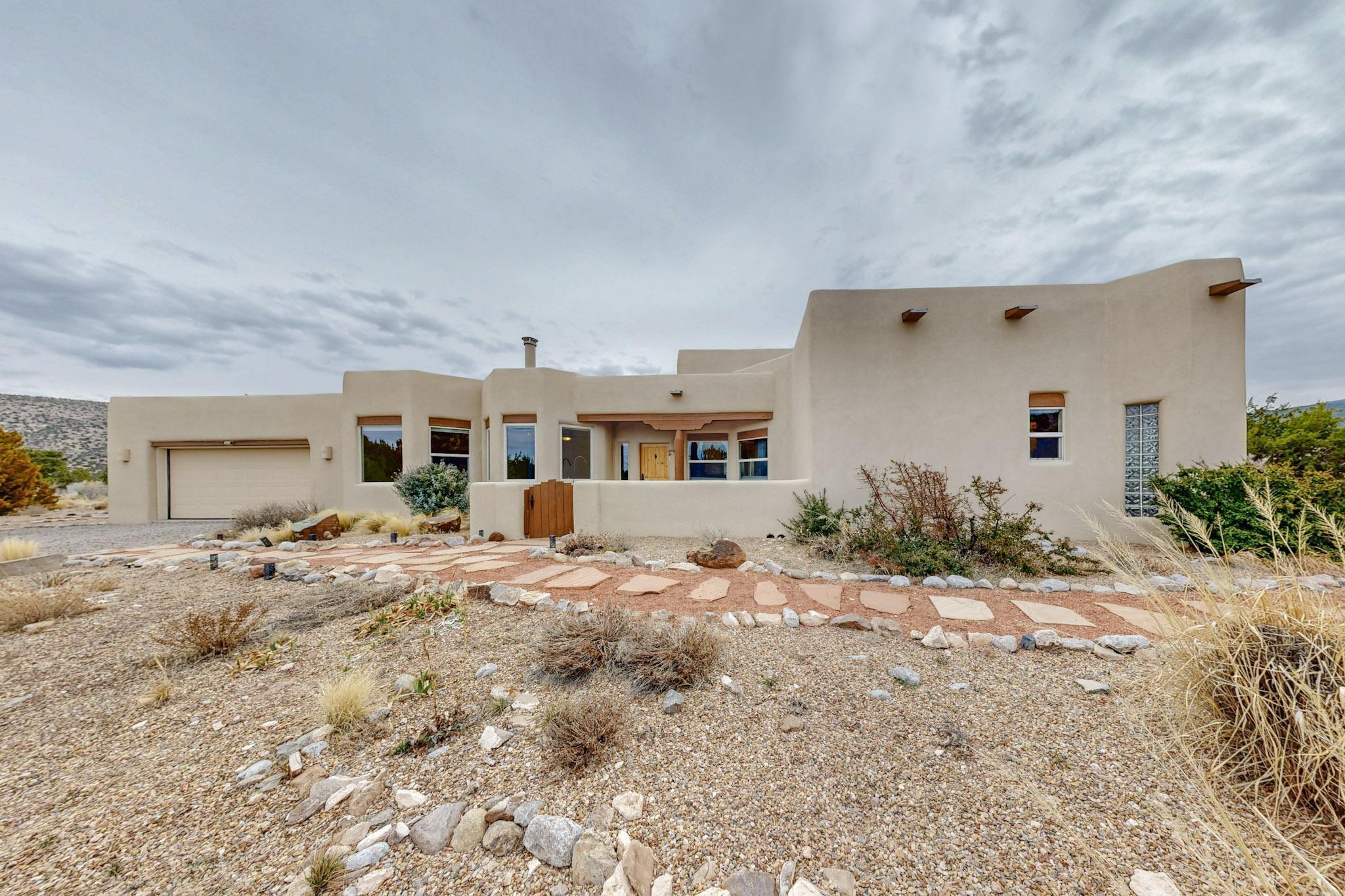 2 E Cielo Azul Court, Placitas, New Mexico image 2