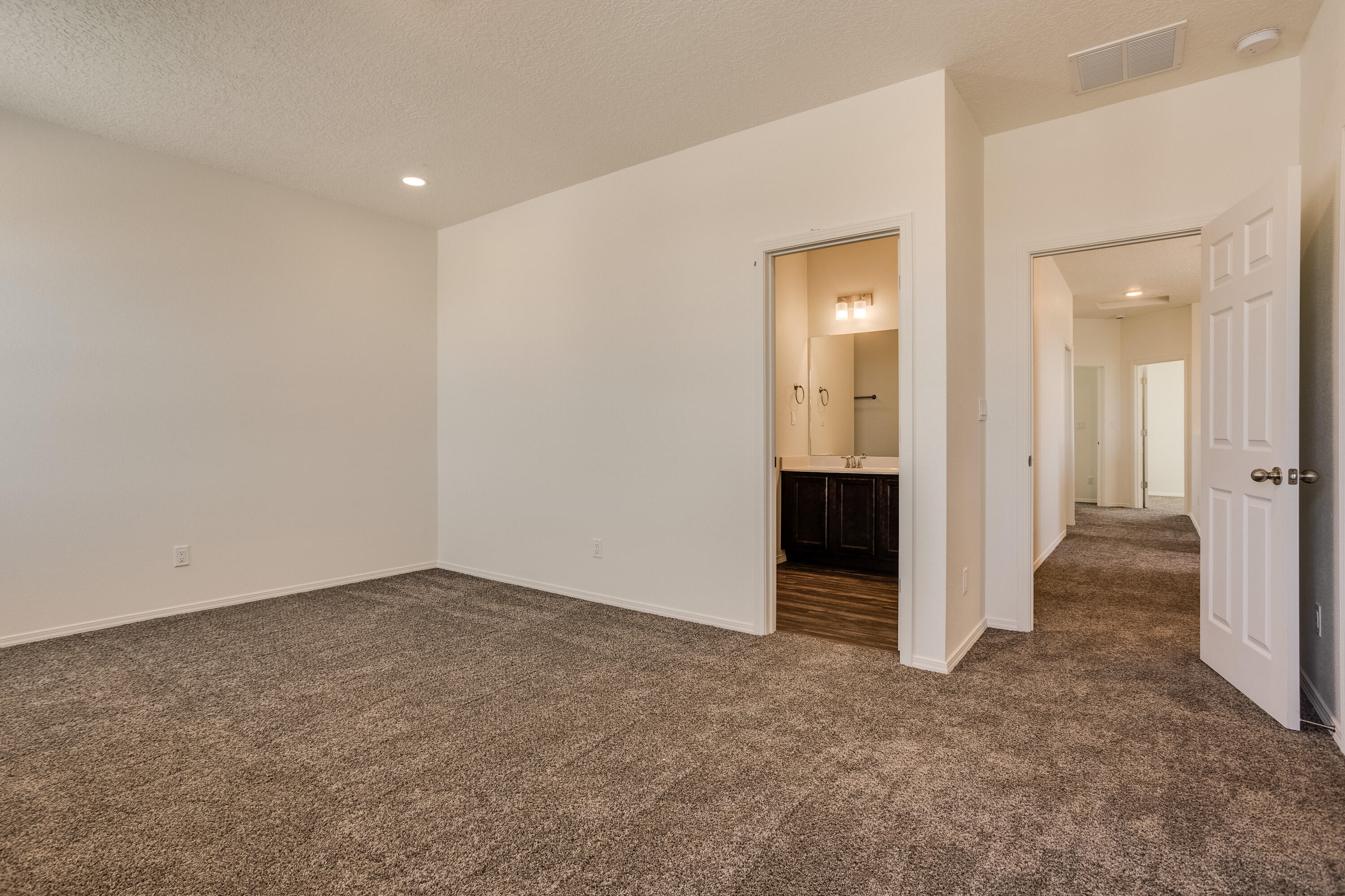 6380 Gannett Drive, Rio Rancho, New Mexico image 33