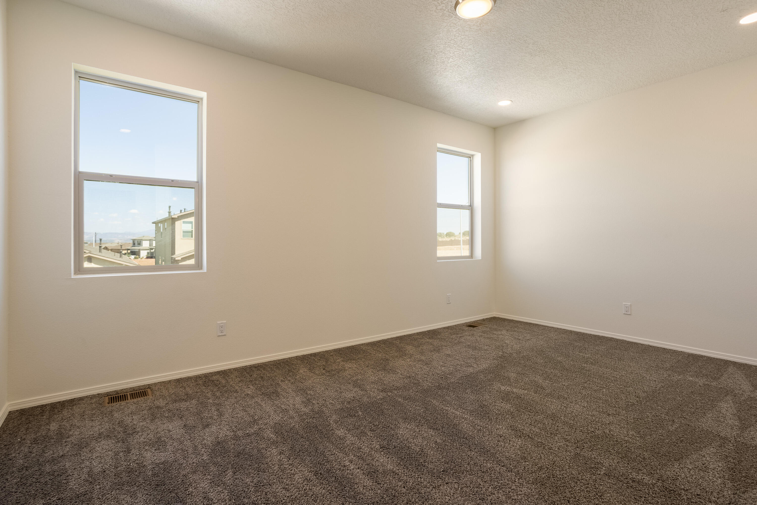 6380 Gannett Drive, Rio Rancho, New Mexico image 32