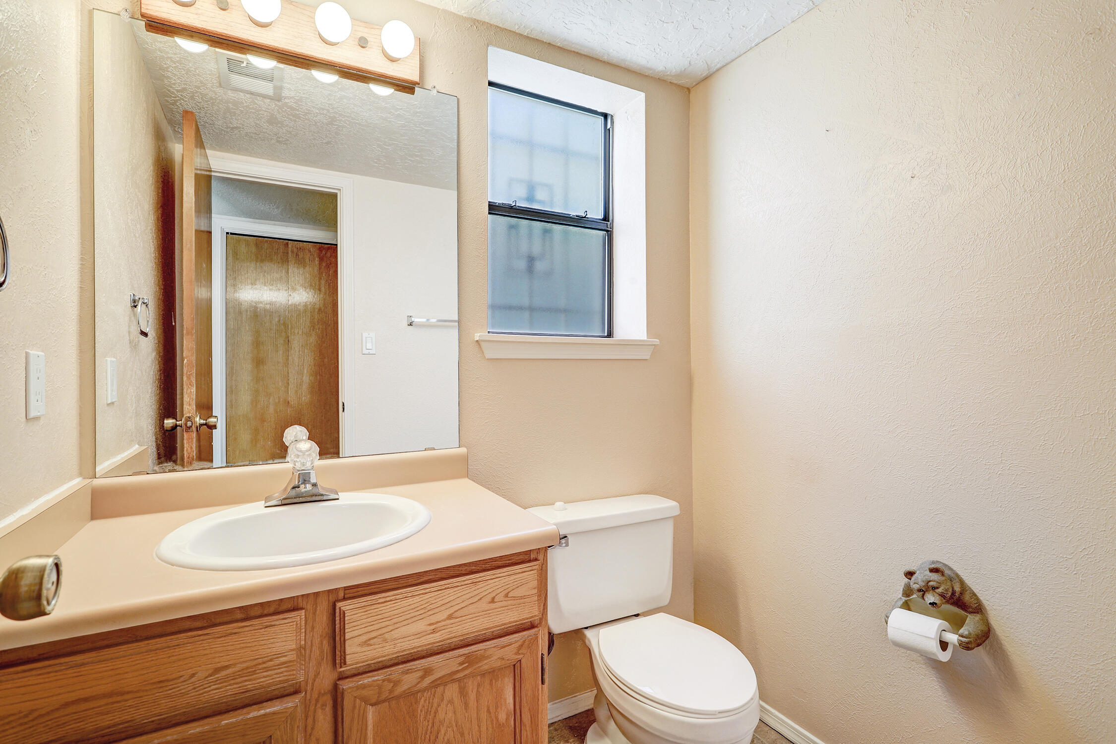 2816 Enebro Street, Albuquerque, New Mexico image 8